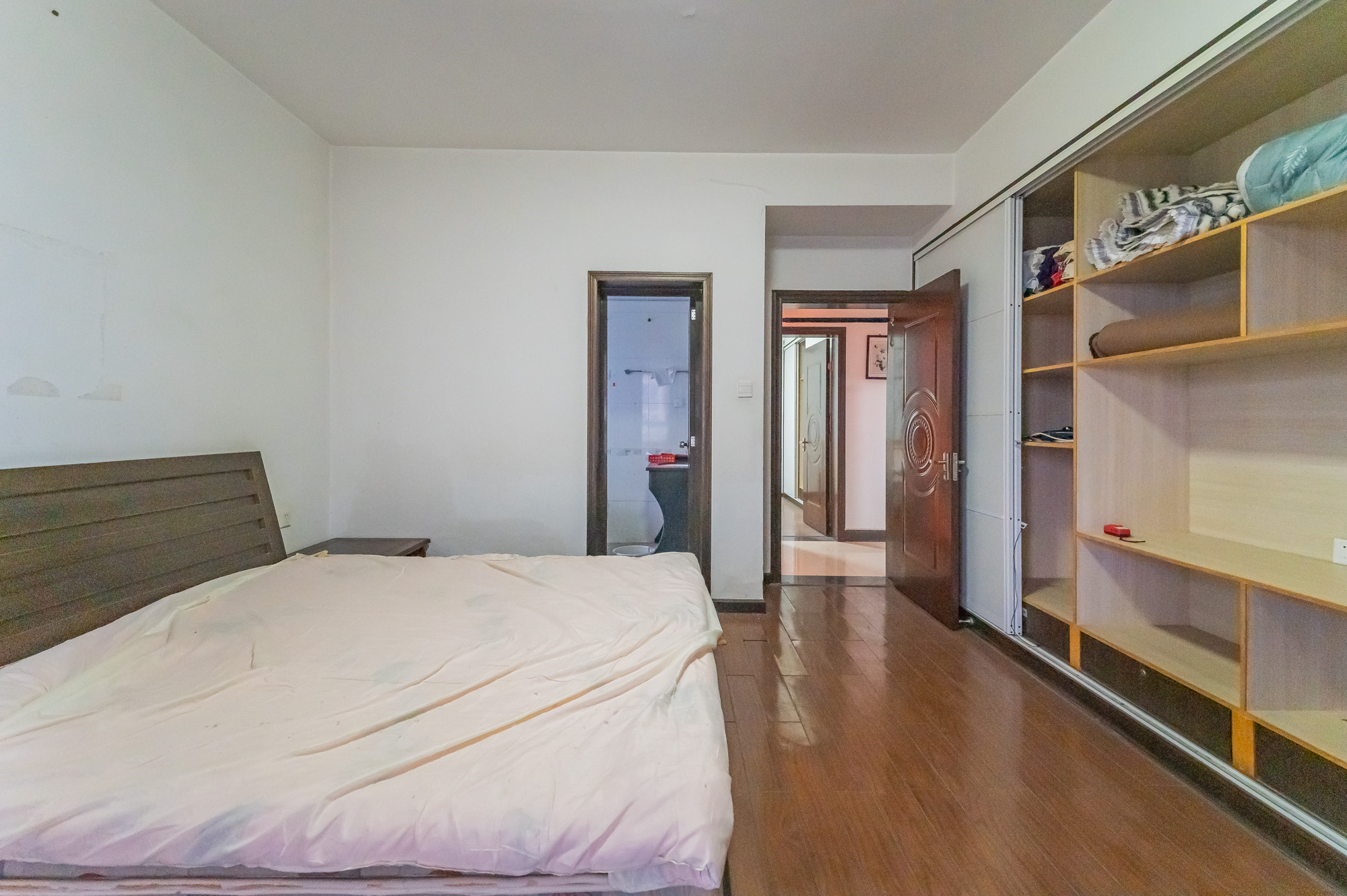 开源鑫苑 4室2厅2卫 128.19万 开源鑫苑 4室2厅2卫 128.19万卧室