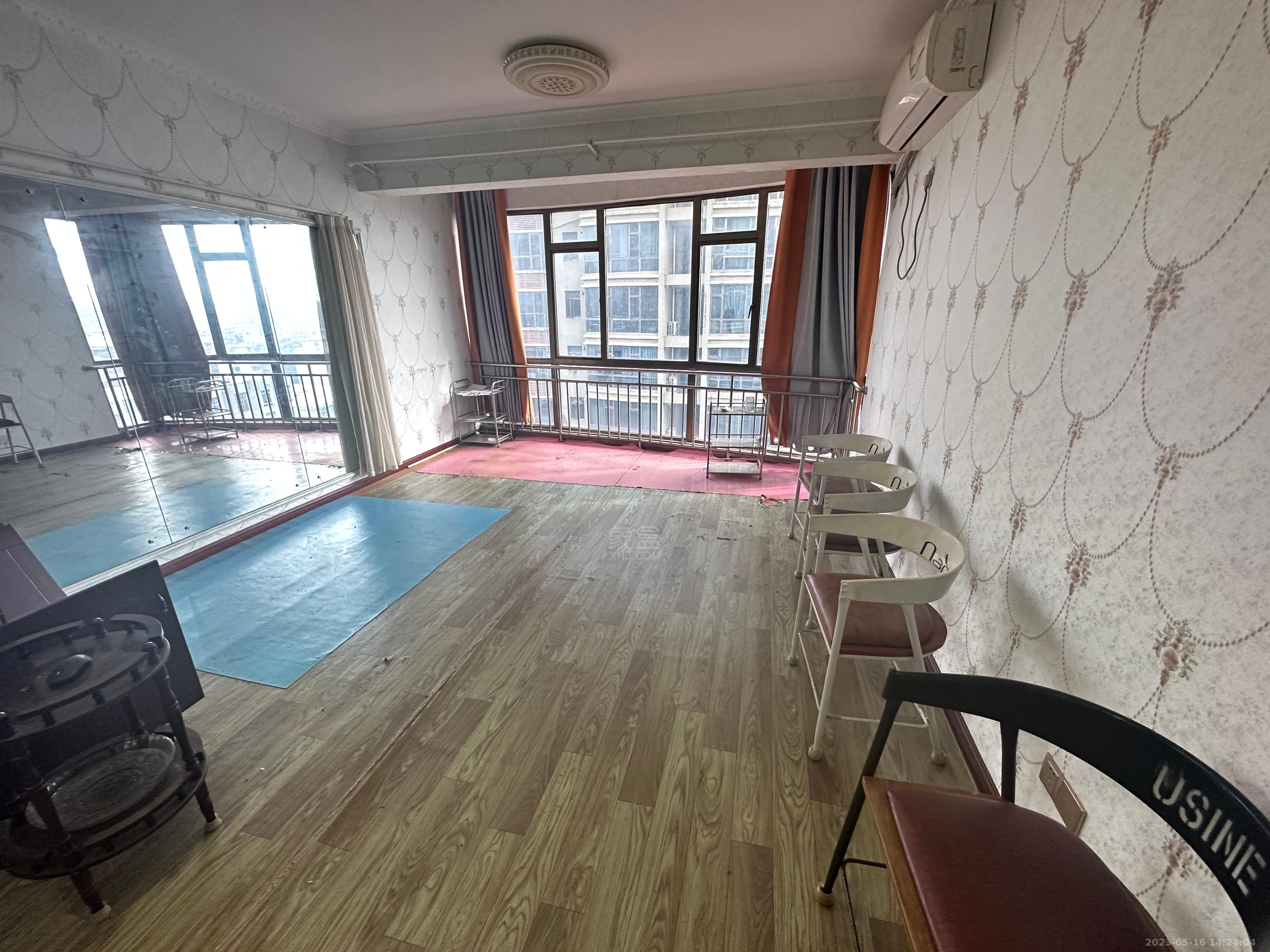 万鸿鑫城  3室2厅1卫   1800.00元/月室内图1