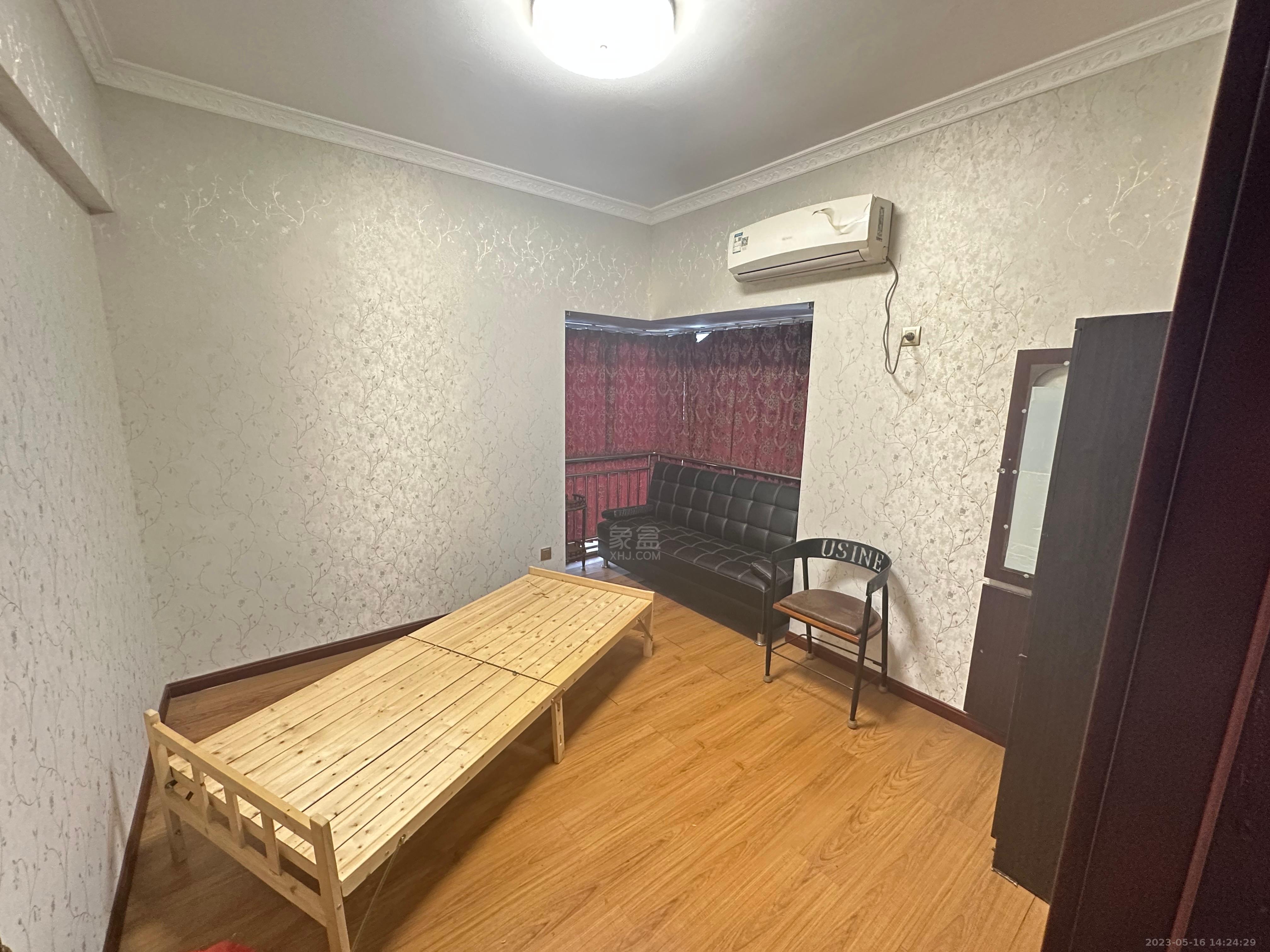 万鸿鑫城  3室2厅1卫   1800.00元/月室内图