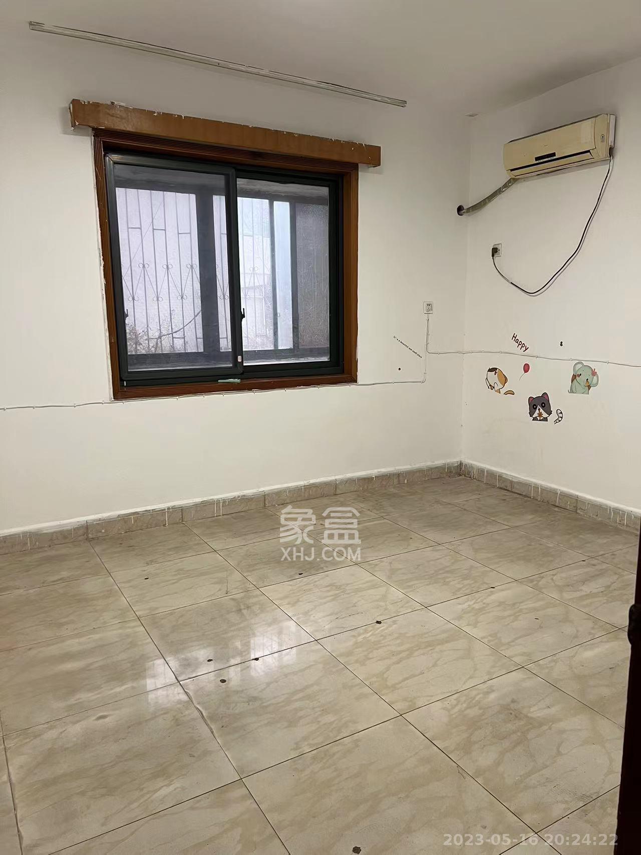 天心大厦  3室1厅1卫   2300.00元/月室内图