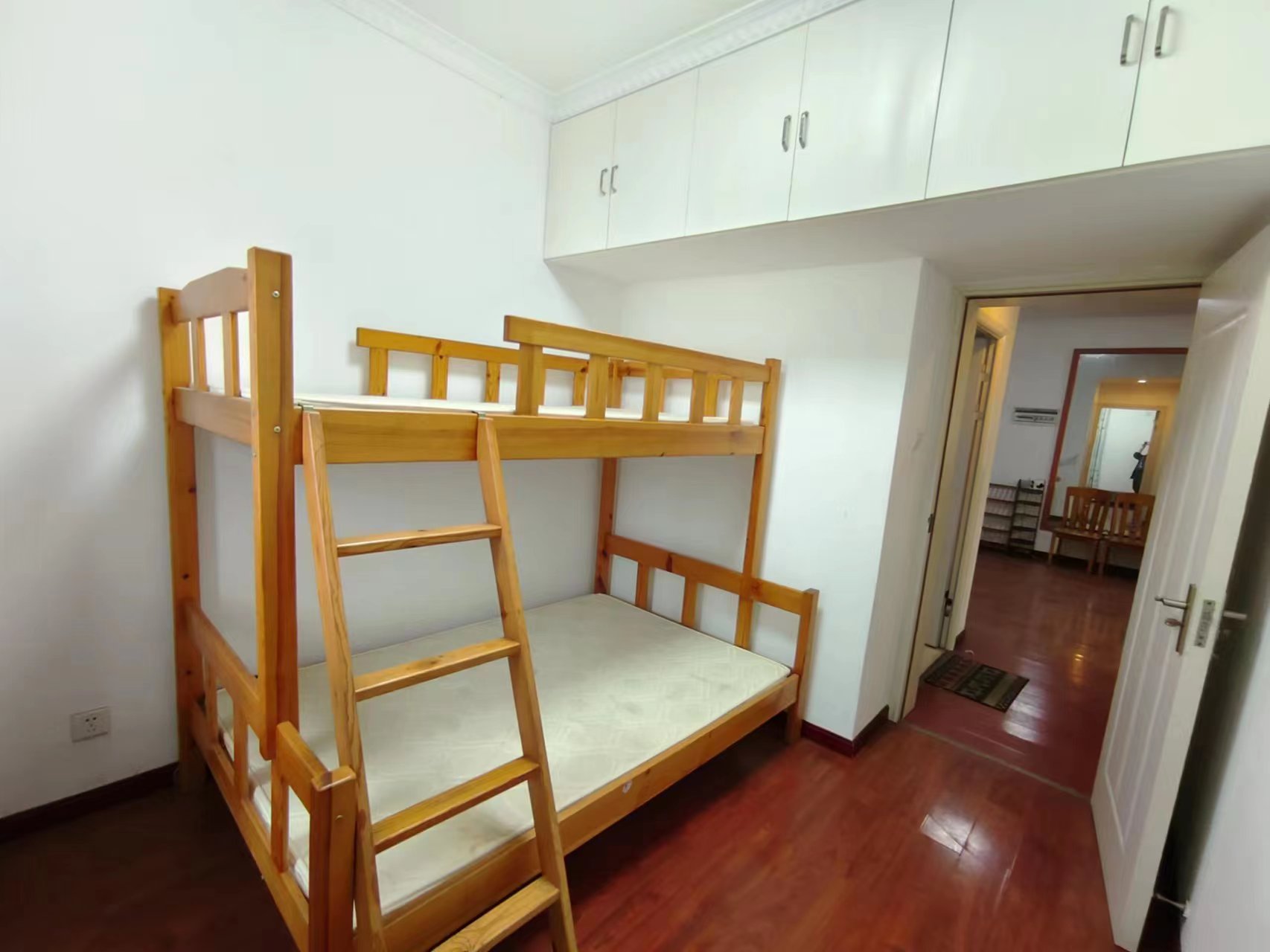 盛世华庭 3室2厅2卫 88.00万 盛世华庭 3室2厅2卫 88.00万室内图