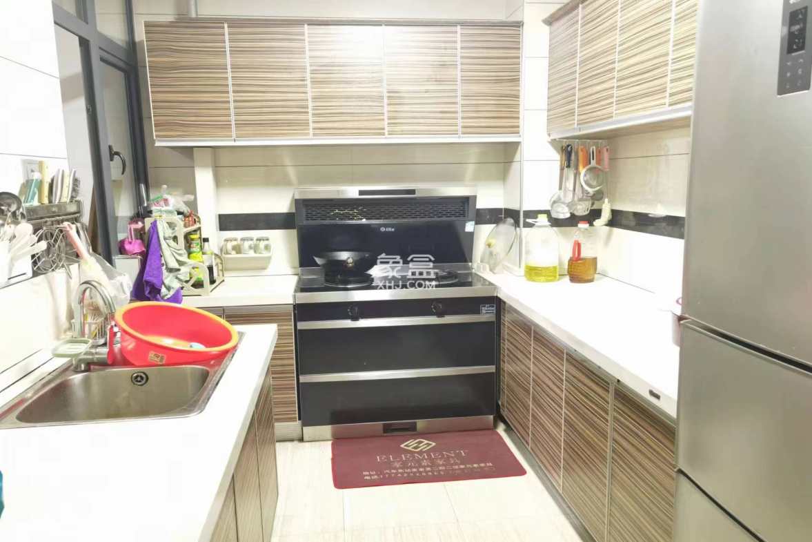 中地凯旋城 3室2厅1卫 52.80万 中地凯旋城 3室2厅1卫 52.80万客厅