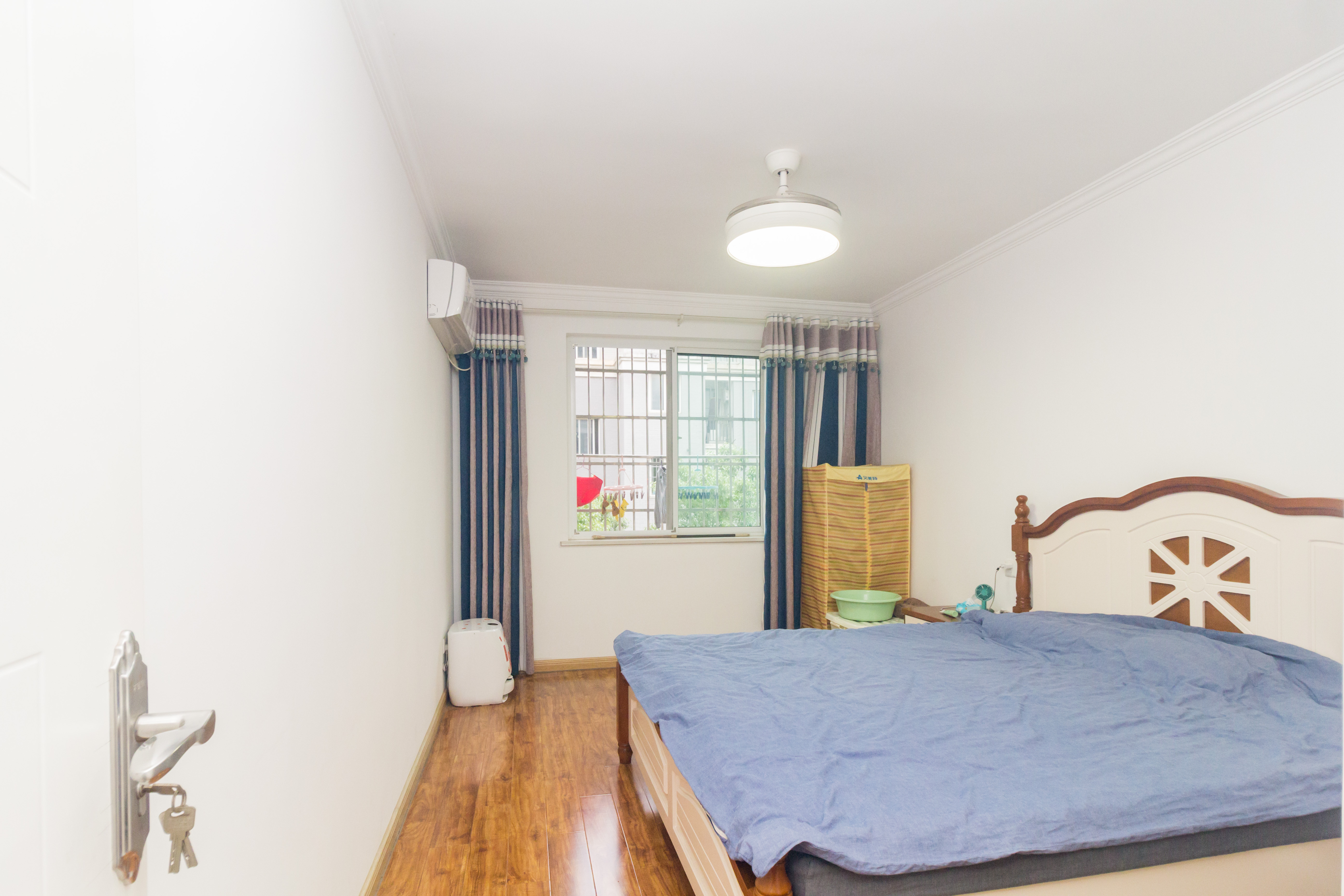 方略学府佳境  3室2厅2卫   84.00万卧室