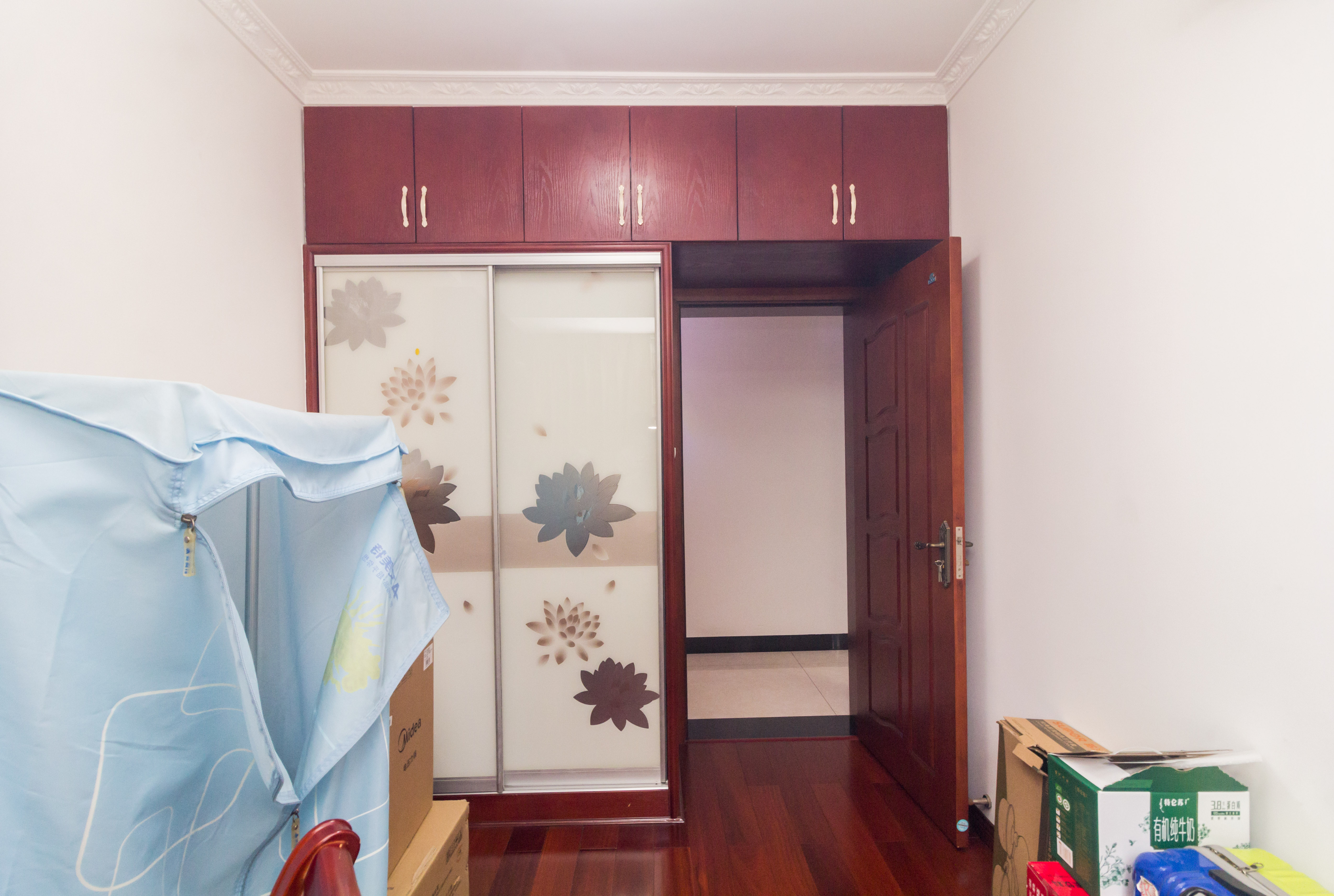 康桥长郡  4室2厅2卫    99.8万其他