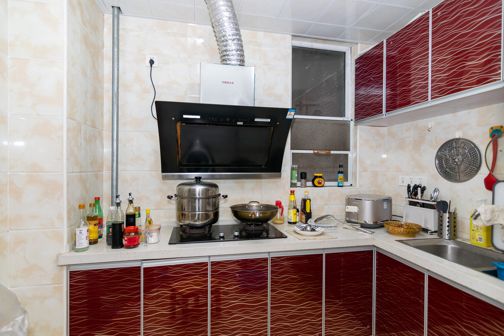 新华联梦想城 3室2厅1卫 79.00万 新华联梦想城 3室2厅1卫 79.00万厨房