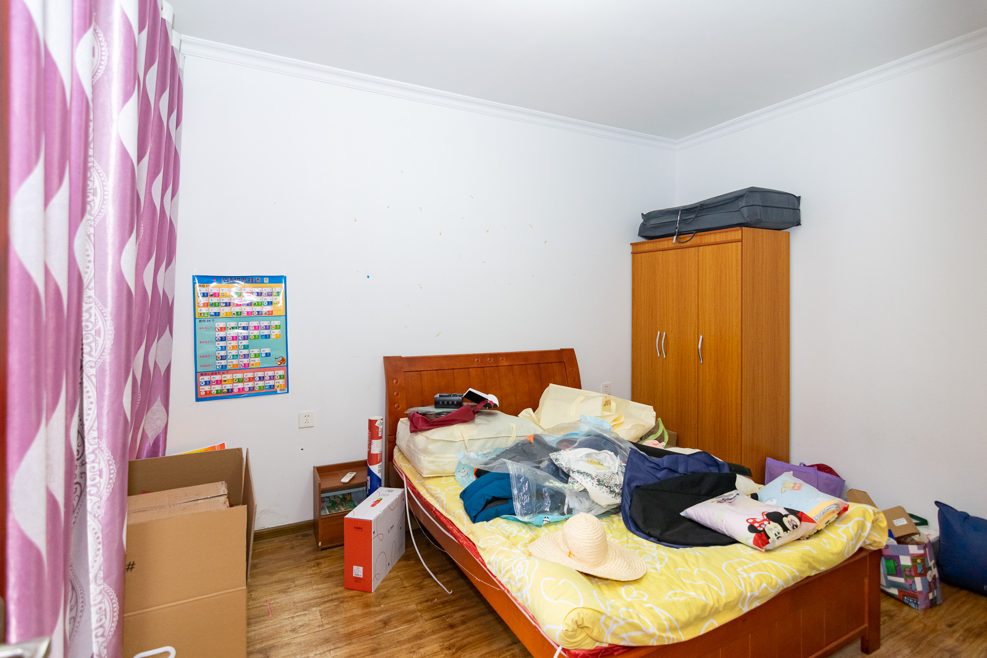 新华联梦想城 3室2厅1卫 79.00万 新华联梦想城 3室2厅1卫 79.00万卧室