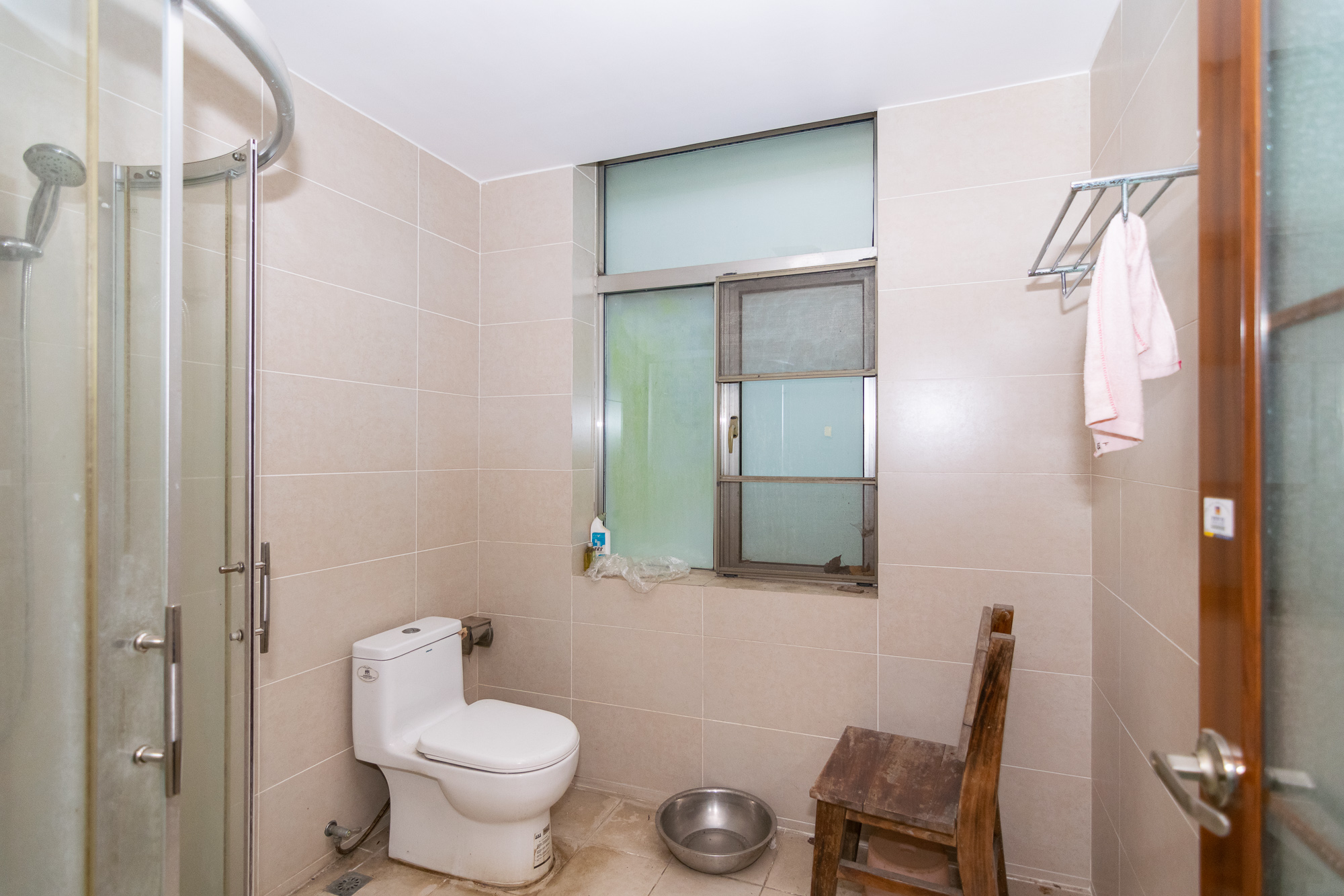 普瑞斯堡  6室3厅1卫   848.00万卫生间