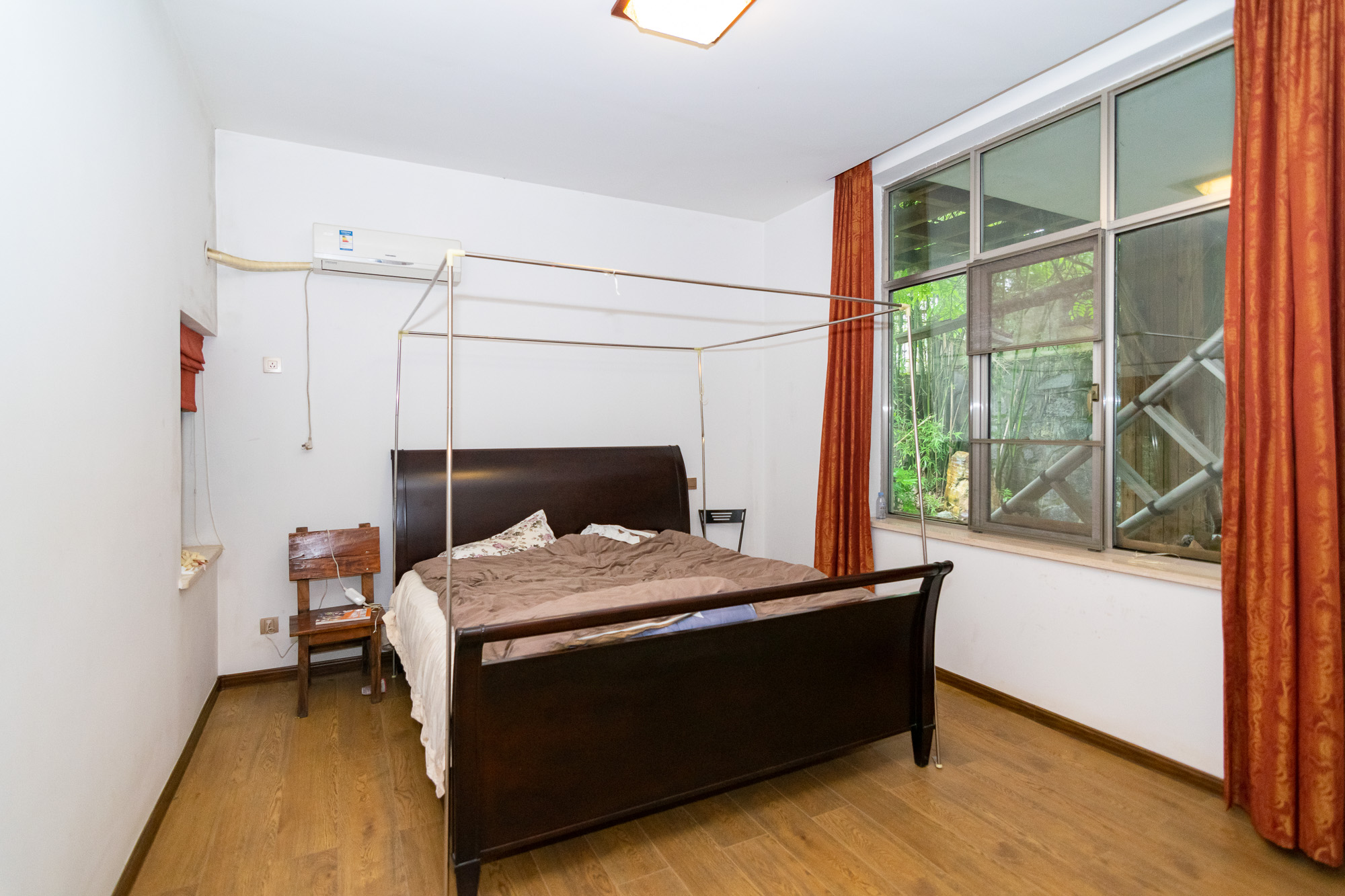 普瑞斯堡  6室3厅1卫   848.00万其他