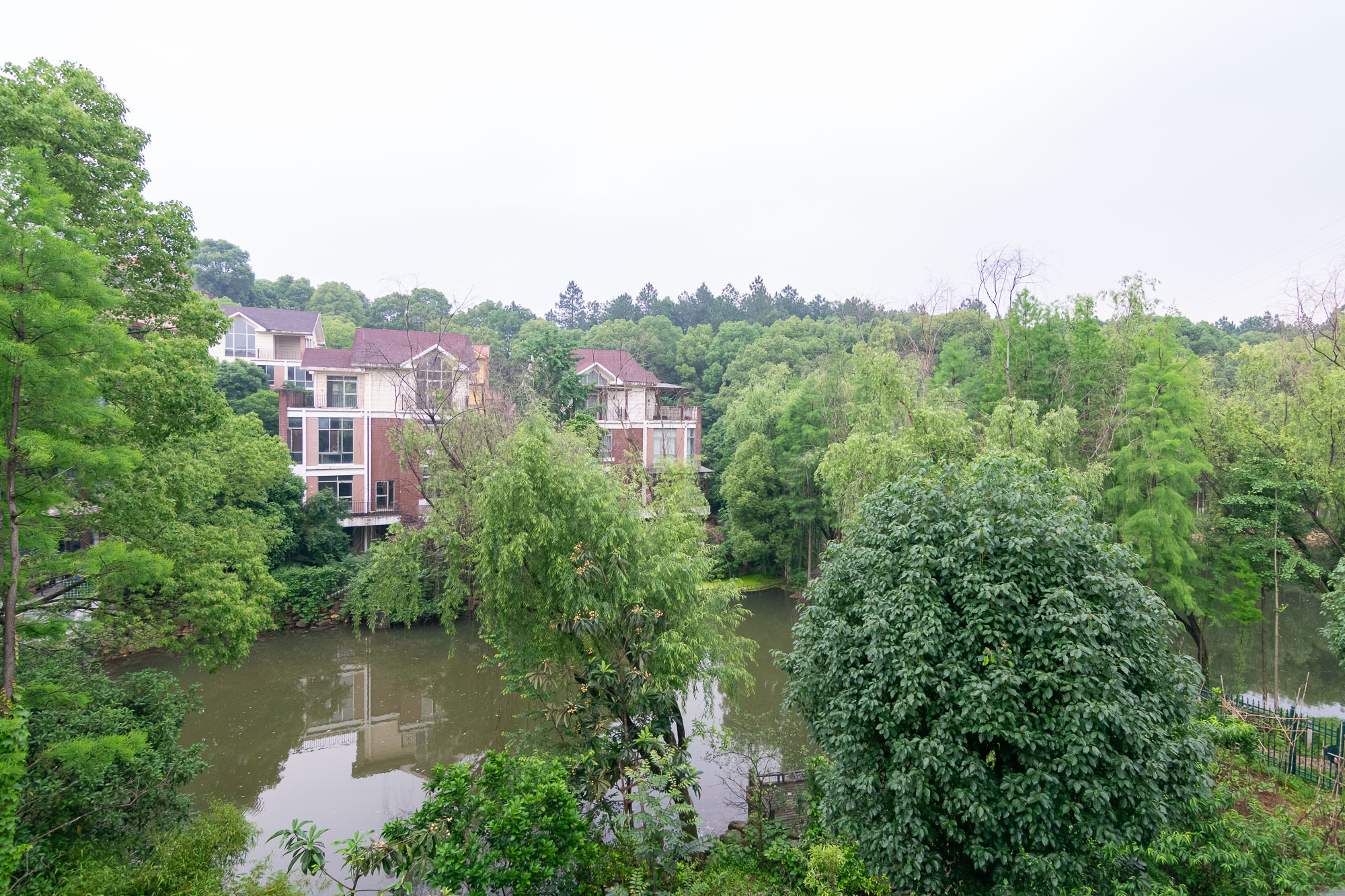 普瑞斯堡  6室3厅1卫   848.00万其他