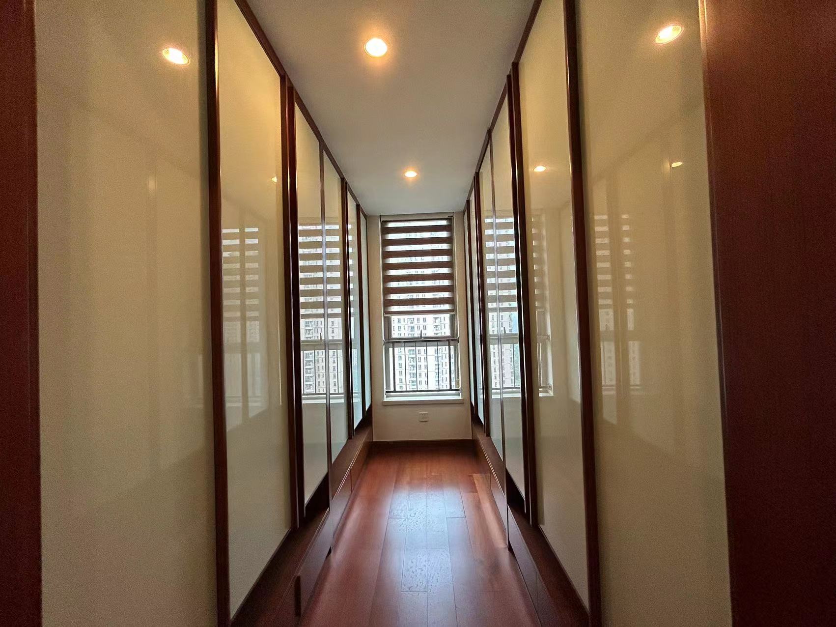 晋合湘水湾一期 4室2厅2卫 170.0万 晋合湘水湾一期 4室2厅2卫 170.0万室内图