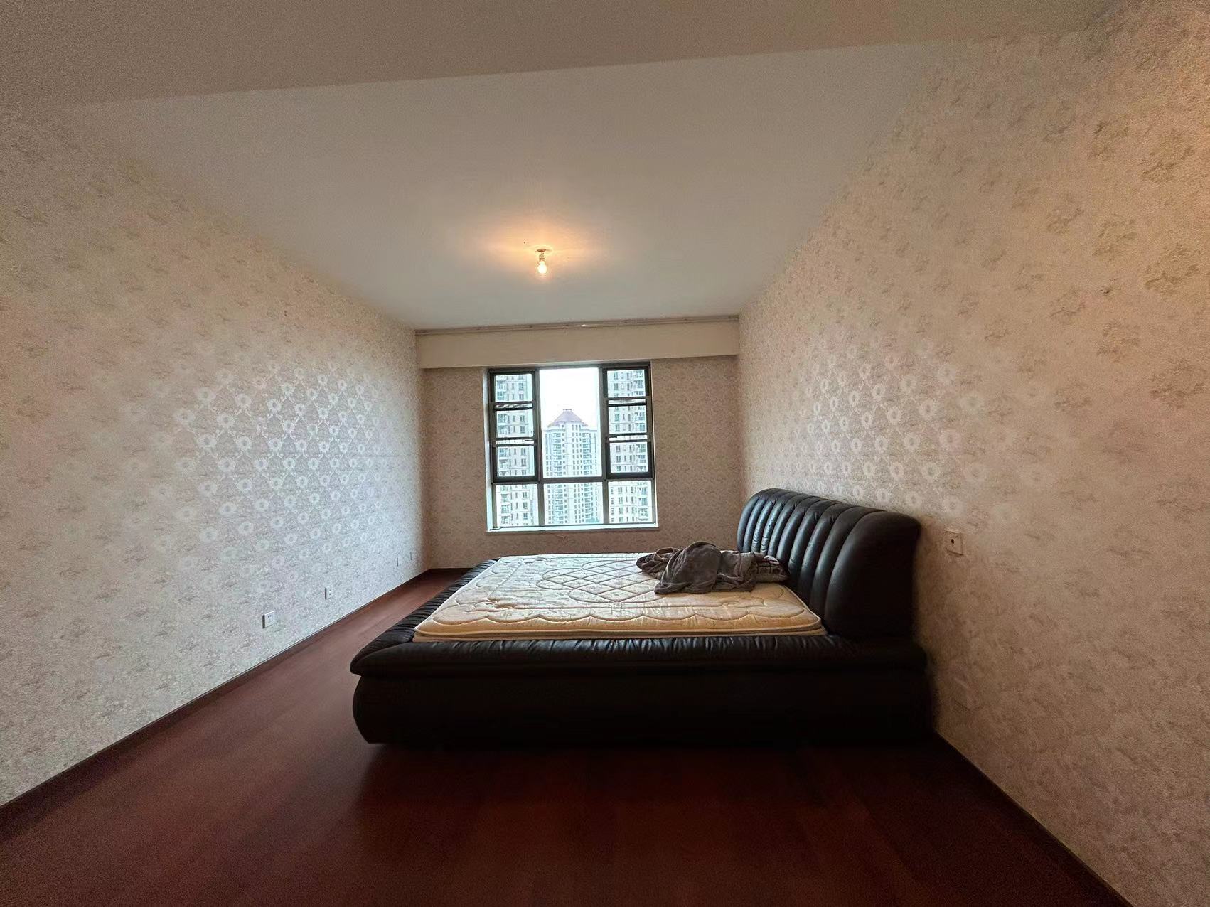 晋合湘水湾一期 4室2厅2卫 170.0万 晋合湘水湾一期 4室2厅2卫 170.0万室内图