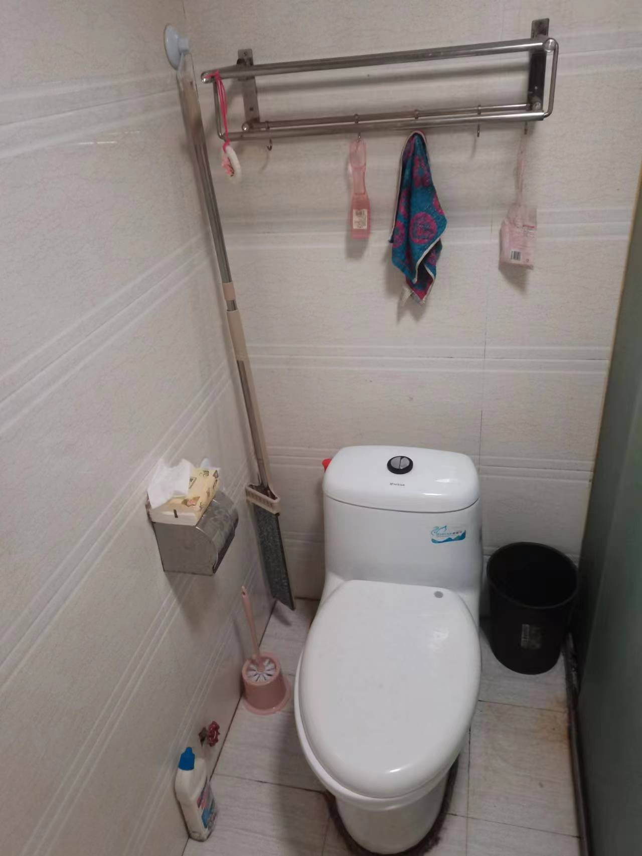 天伦城金三角  1室1厅1卫   1400.00元/月室内图1