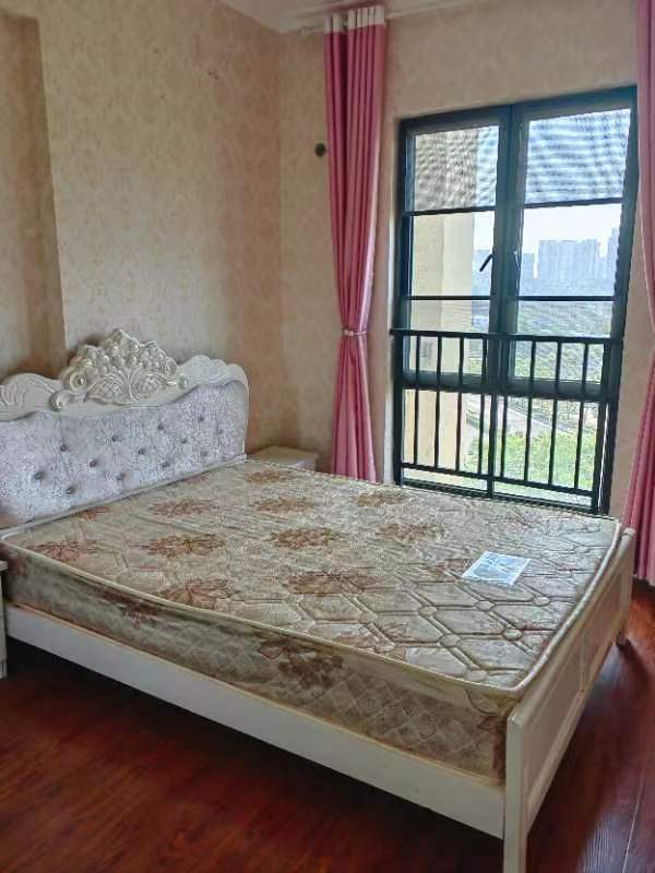 美的林城时代  2室2厅1卫   3000.00元/月户型图