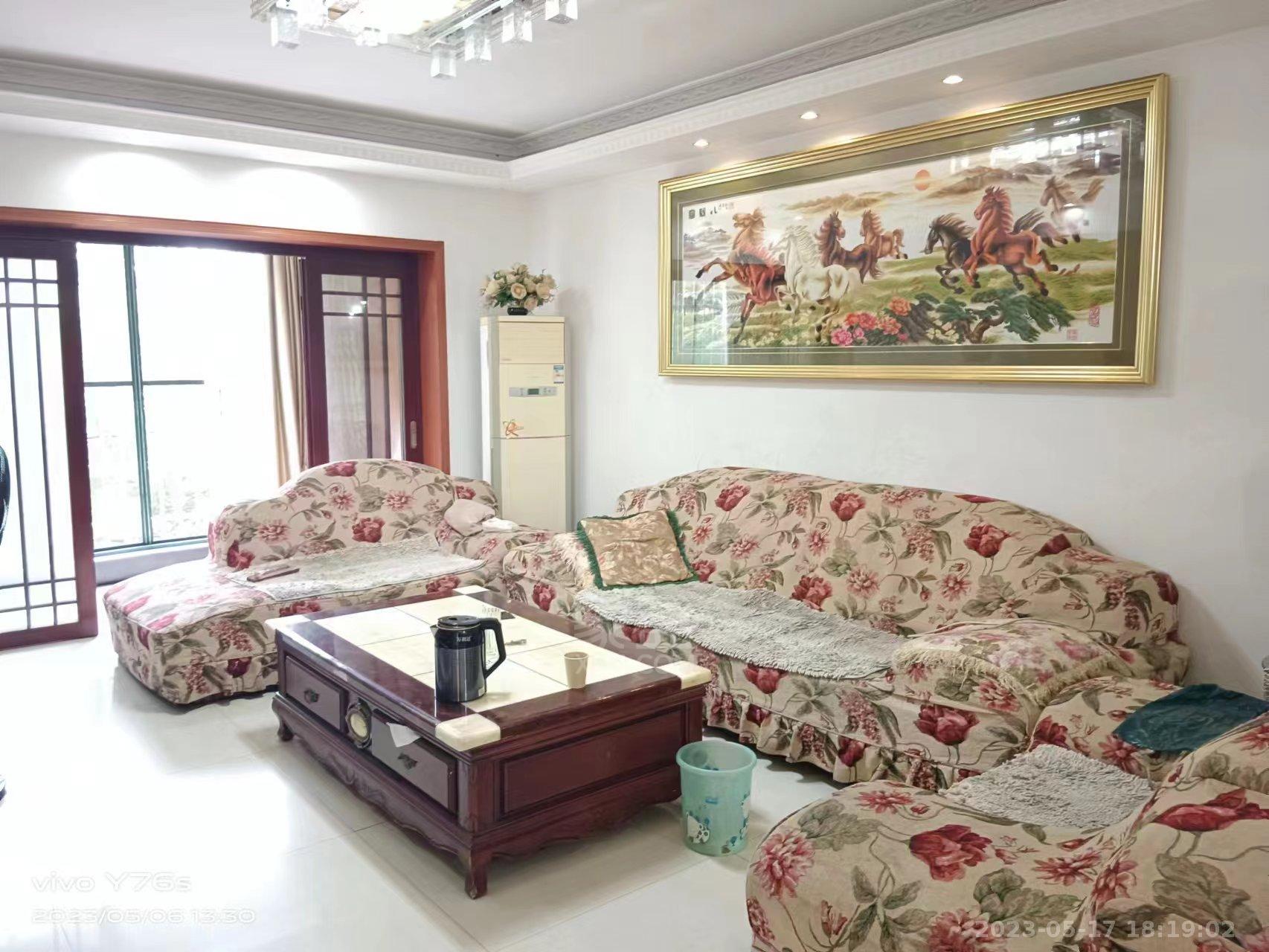 顺鑫佳园  3室2厅2卫   1800.00元/月室内图1