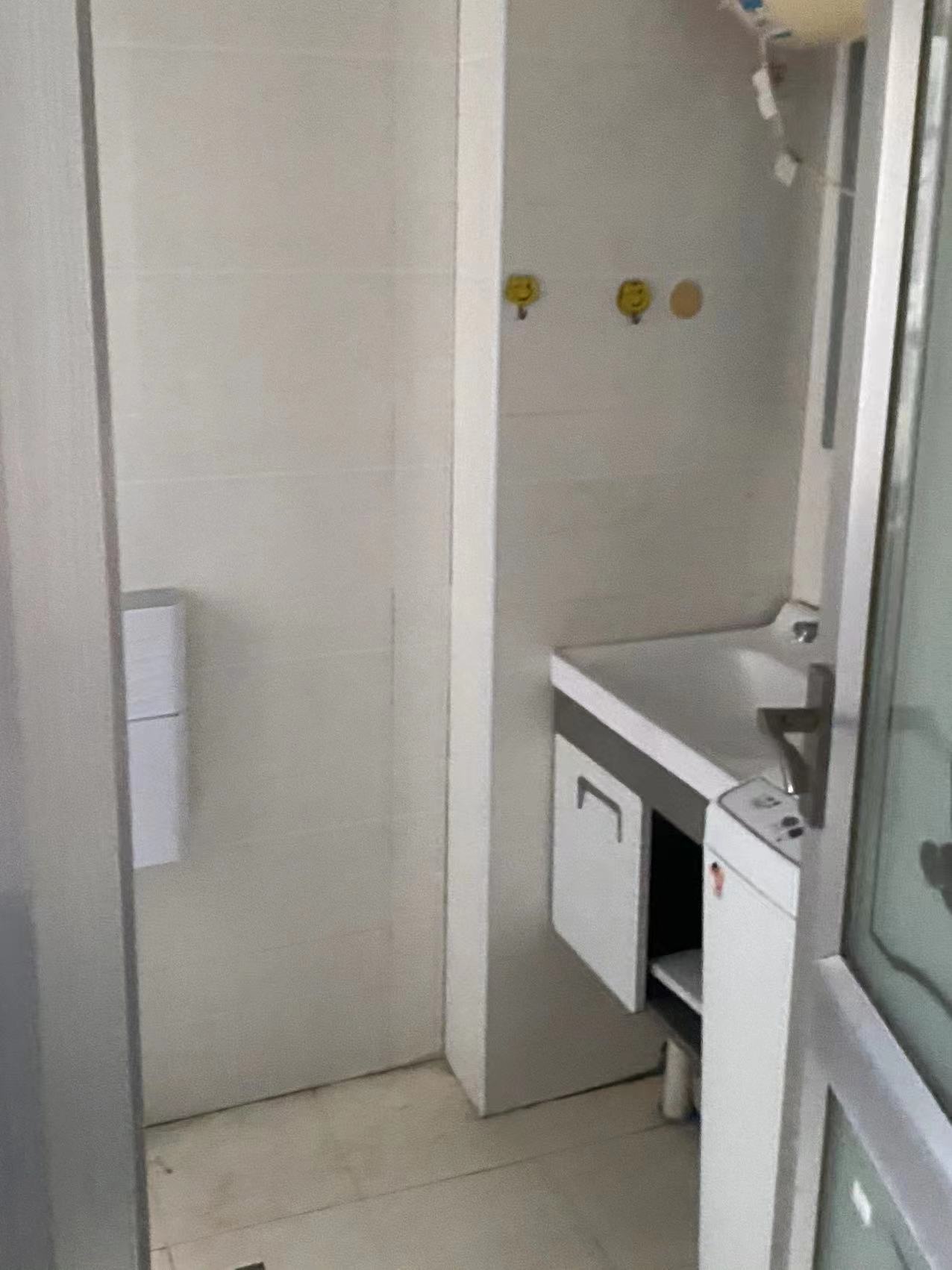 中建岳阳中心  1室1厅1卫   1500.00元/月室内图