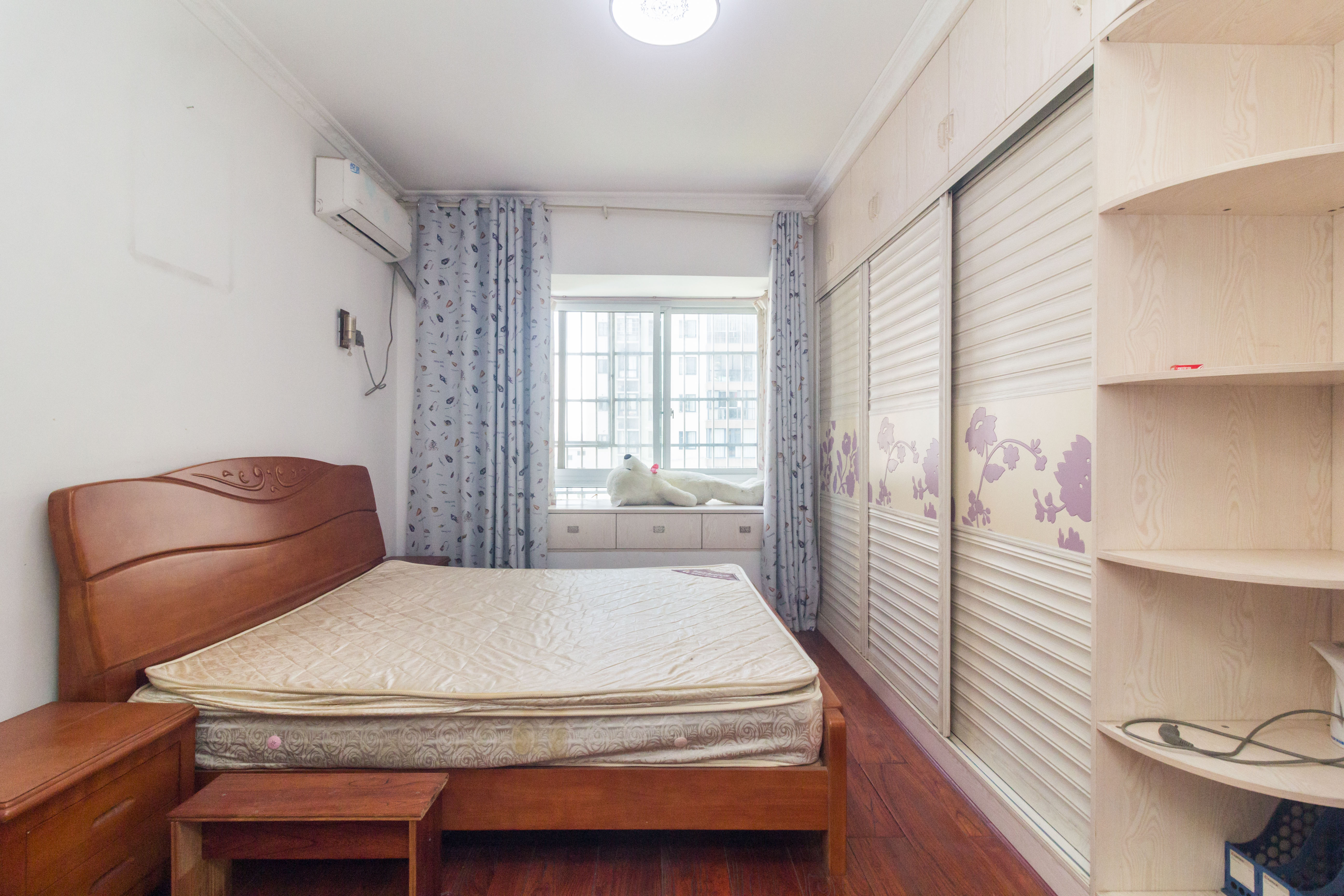 楚天世纪城东苑 4室2厅2卫 88.00万 楚天世纪城东苑 4室2厅2卫 88.00万卧室