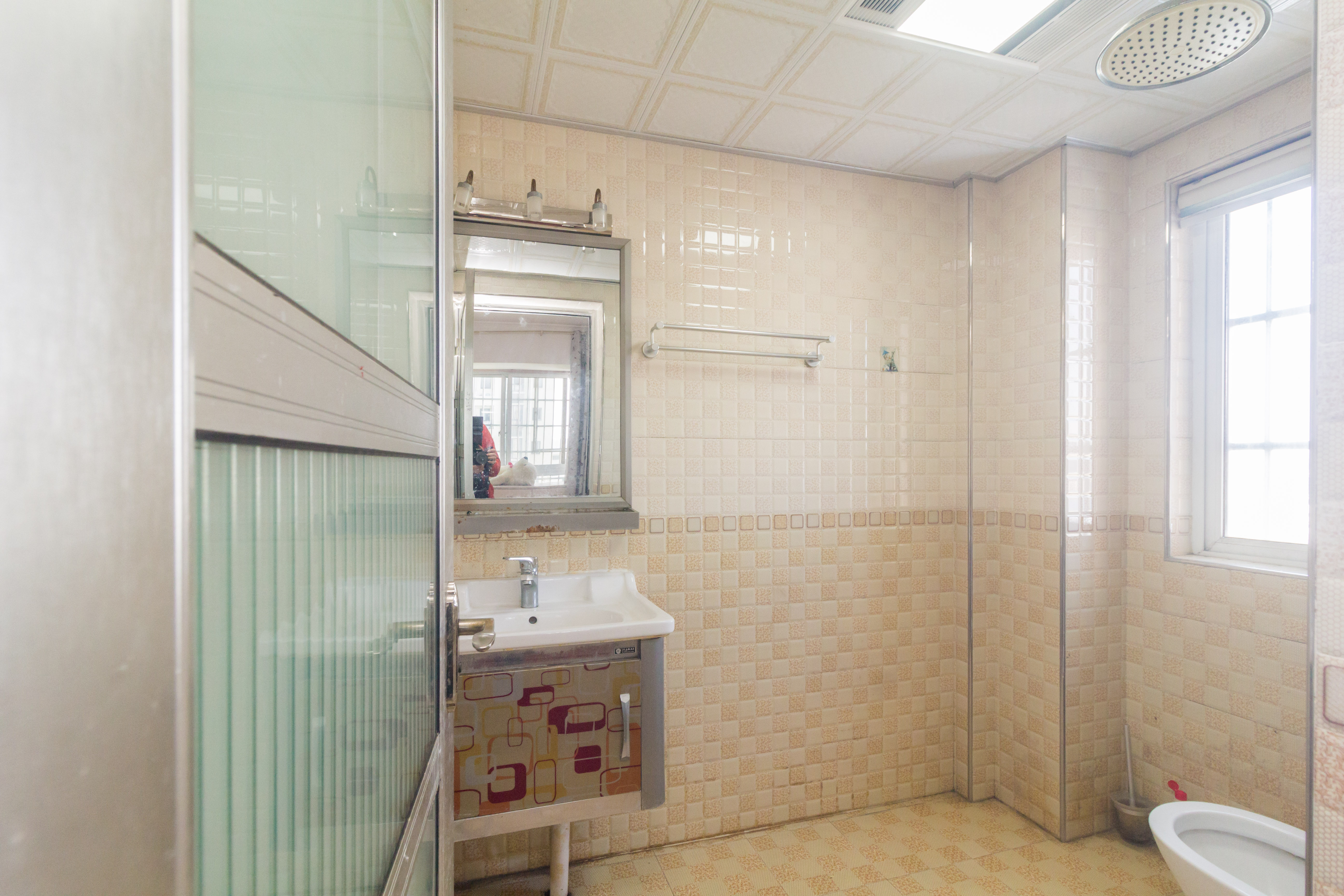 楚天世纪城东苑 4室2厅2卫 88.00万 楚天世纪城东苑 4室2厅2卫 88.00万卫生间