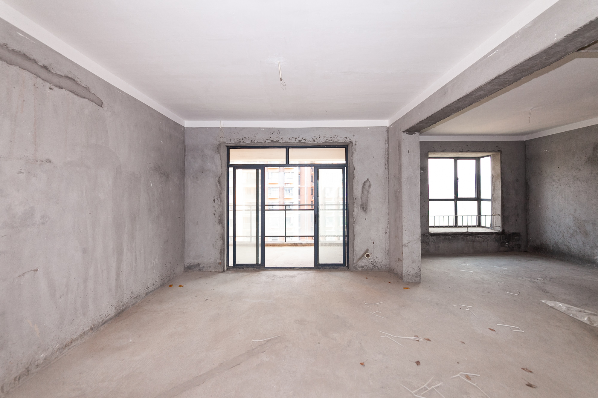 珠江东方明珠(新地东方明珠)一二期 3室2厅2卫 107.00万 珠江东方明珠(新地东方明珠)一二期 3室2厅2卫 107.00万客厅