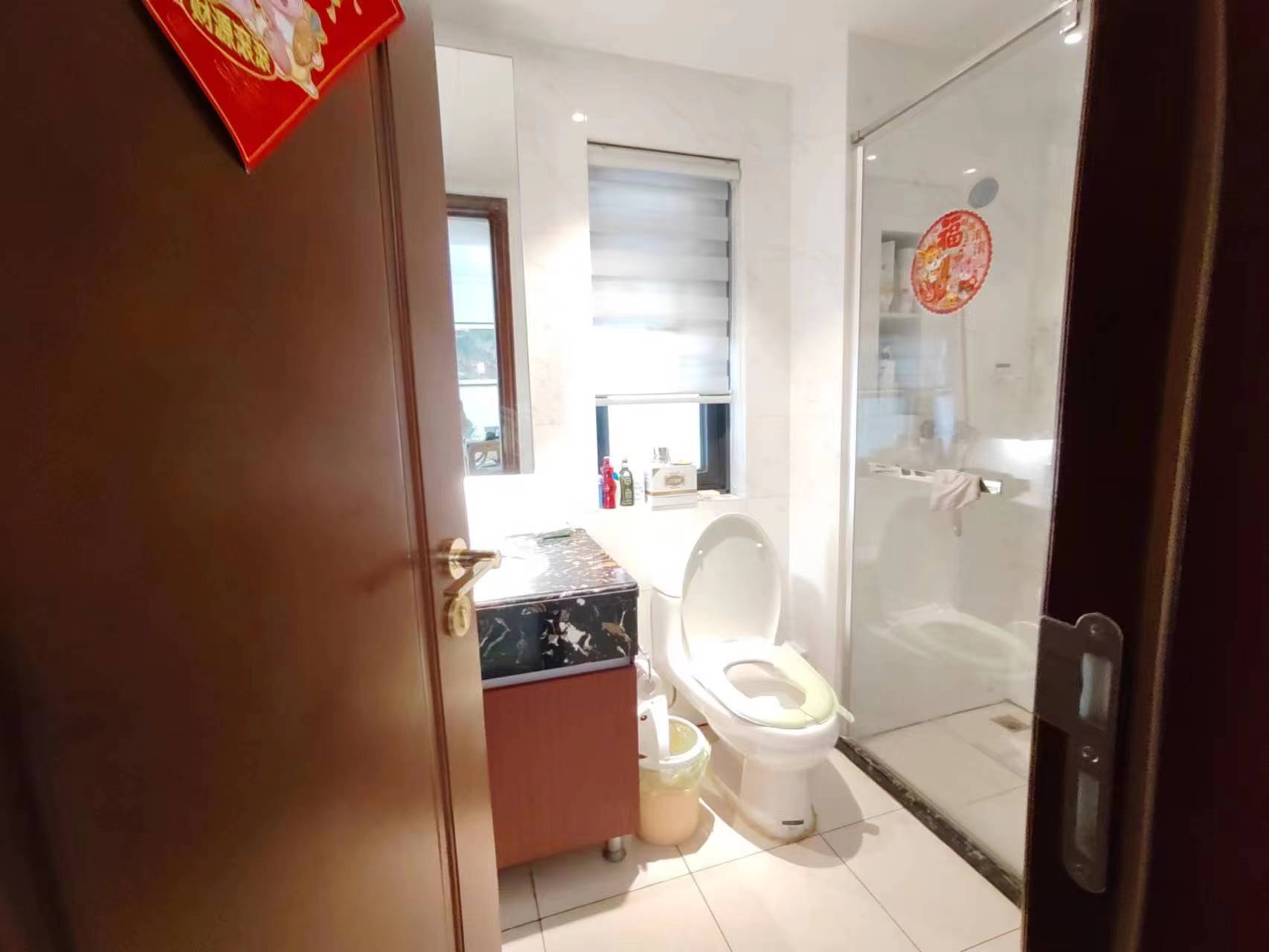 恒大华府  3室2厅2卫   108.00万室内图