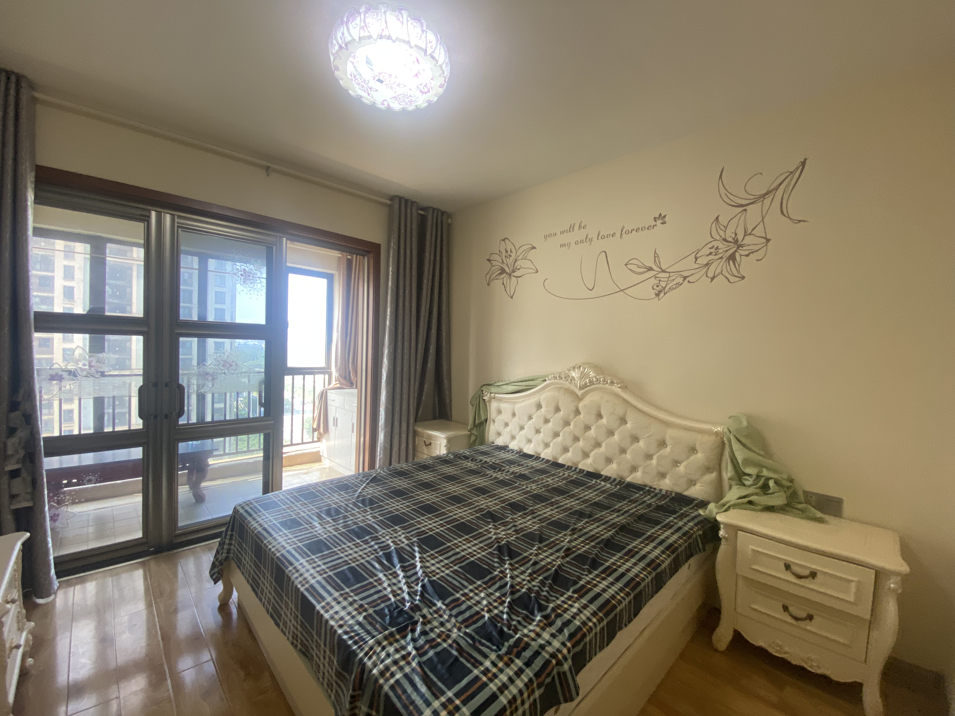 佳兆业金域天下二期 3室2厅1卫 75.0万 佳兆业金域天下二期 3室2厅1卫 75.0万室内图