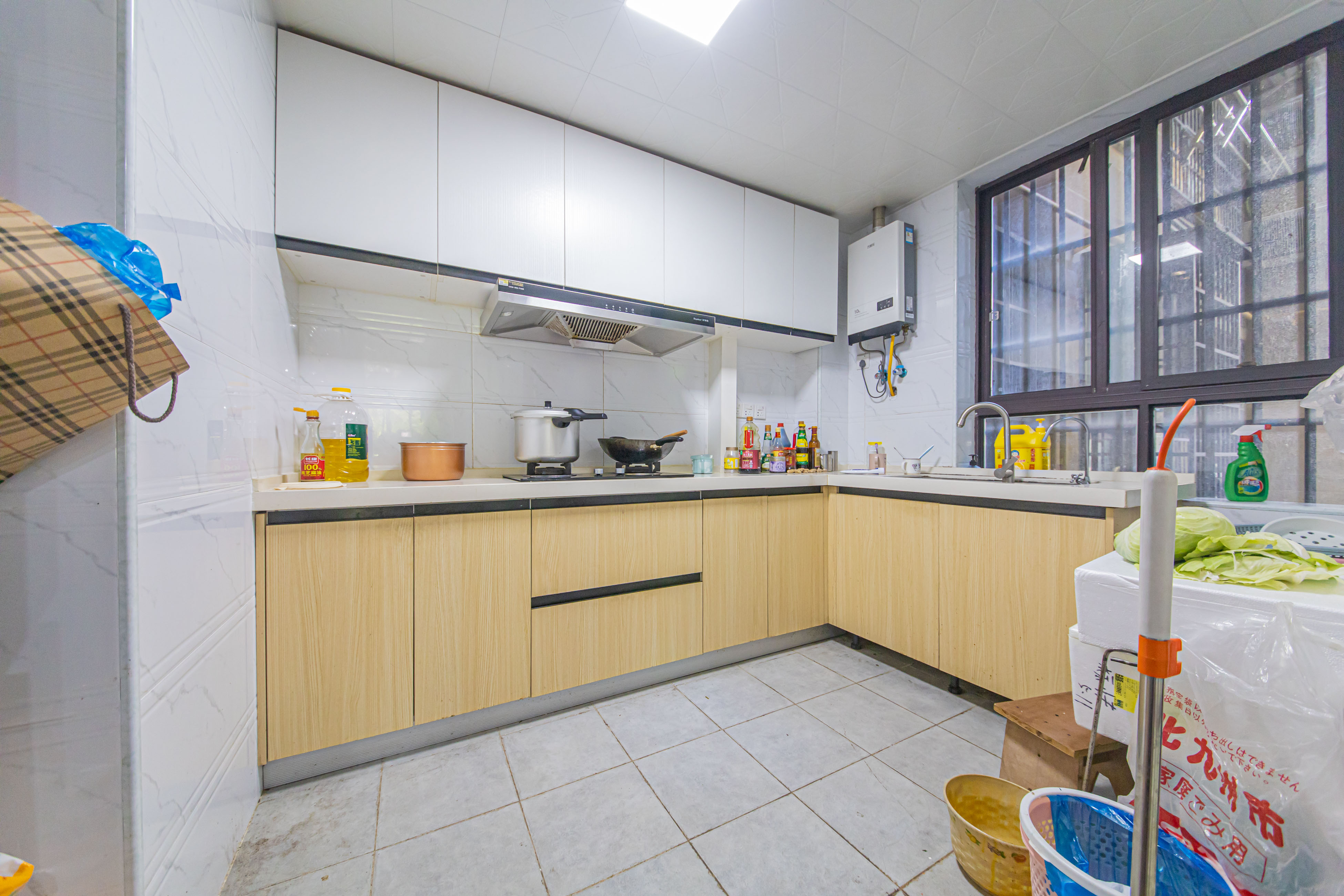 北辰中央公园A区  3室2厅1卫   76.00万 北辰中央公园A区  3室2厅1卫   76.00万厨房