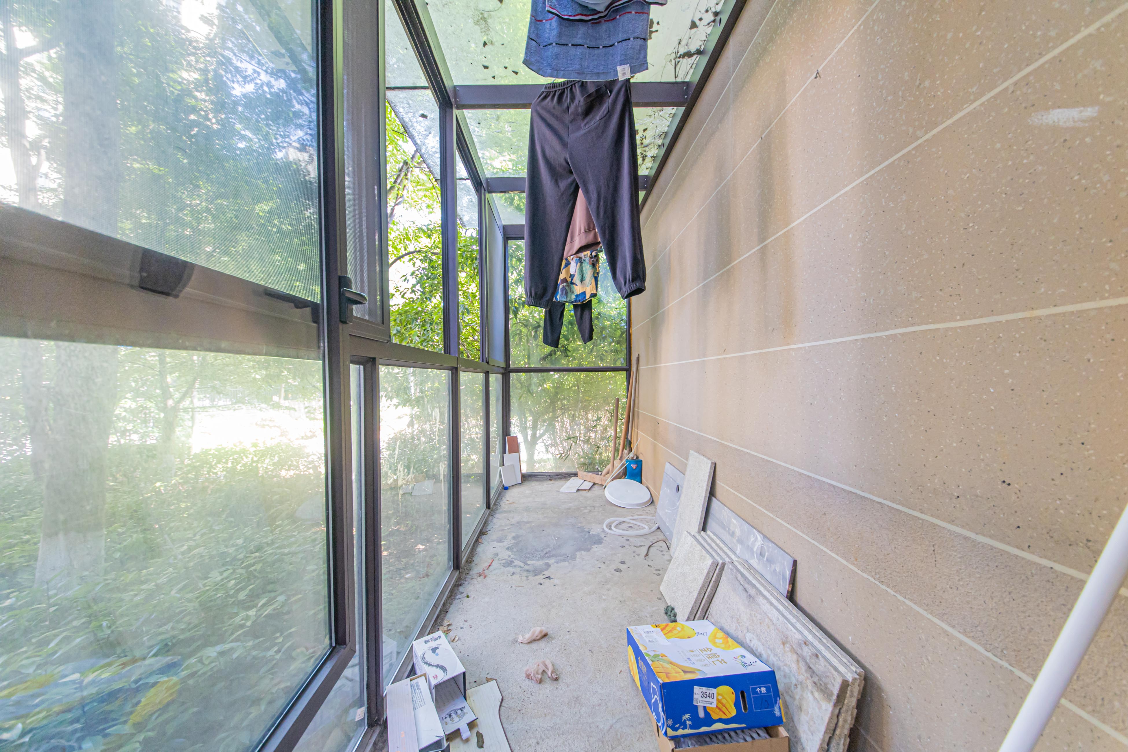 北辰中央公园A区  3室2厅1卫   76.00万 北辰中央公园A区  3室2厅1卫   76.00万卧室