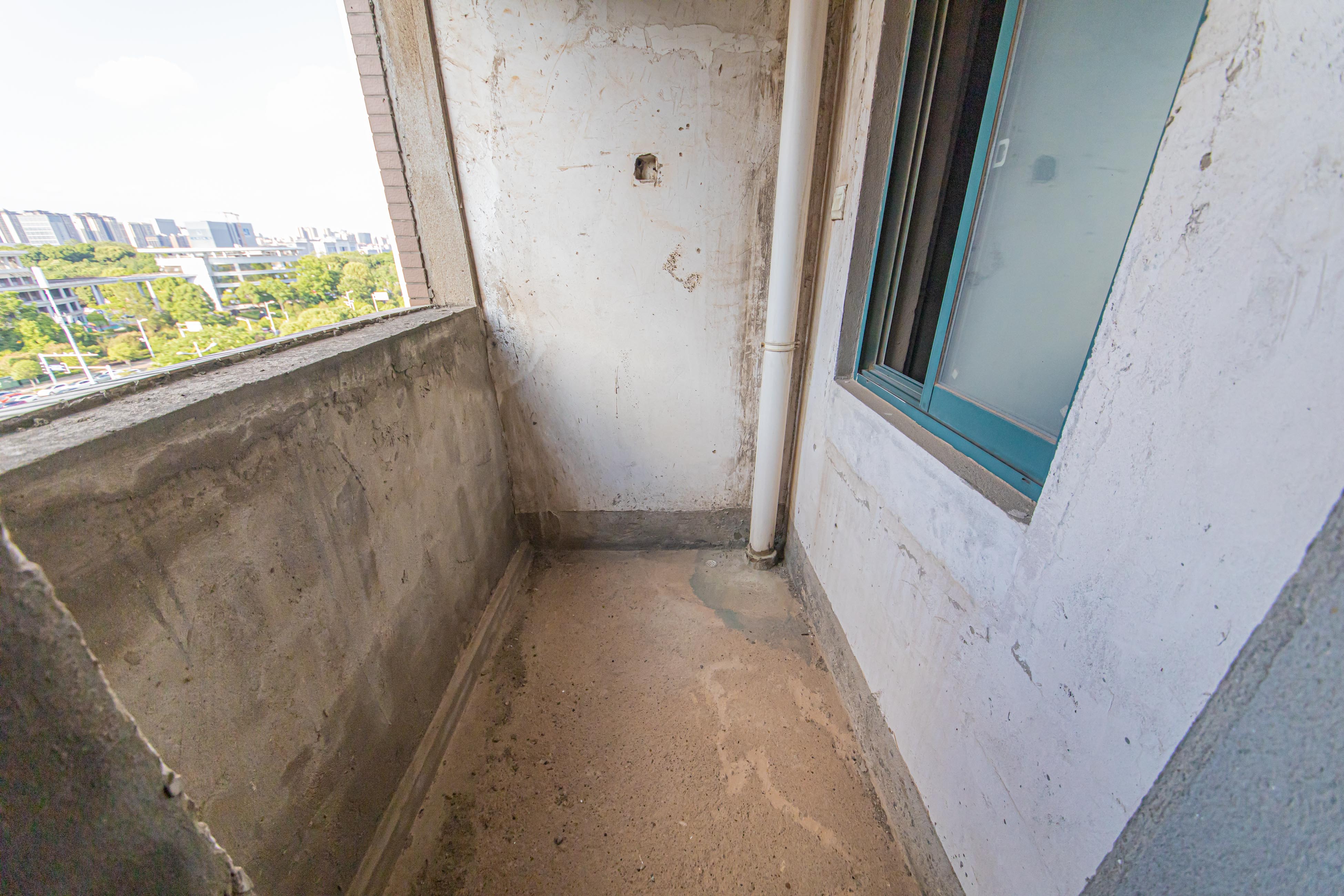 银桂苑 7室2厅3卫 205.0万 银桂苑 7室2厅3卫 205.0万其他