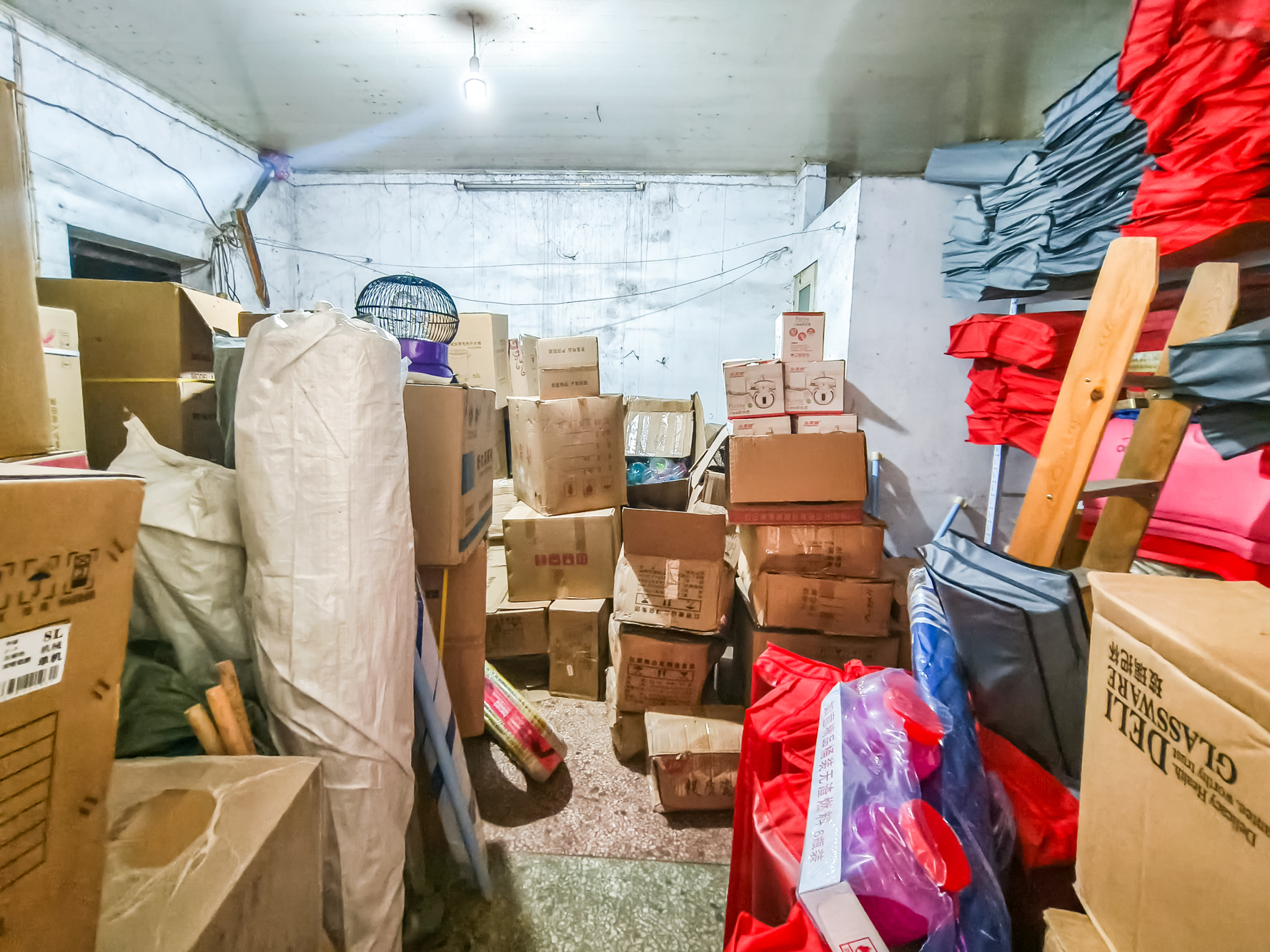 聚鑫大厦 3室2厅2卫 79.99万 聚鑫大厦 3室2厅2卫 79.99万其他