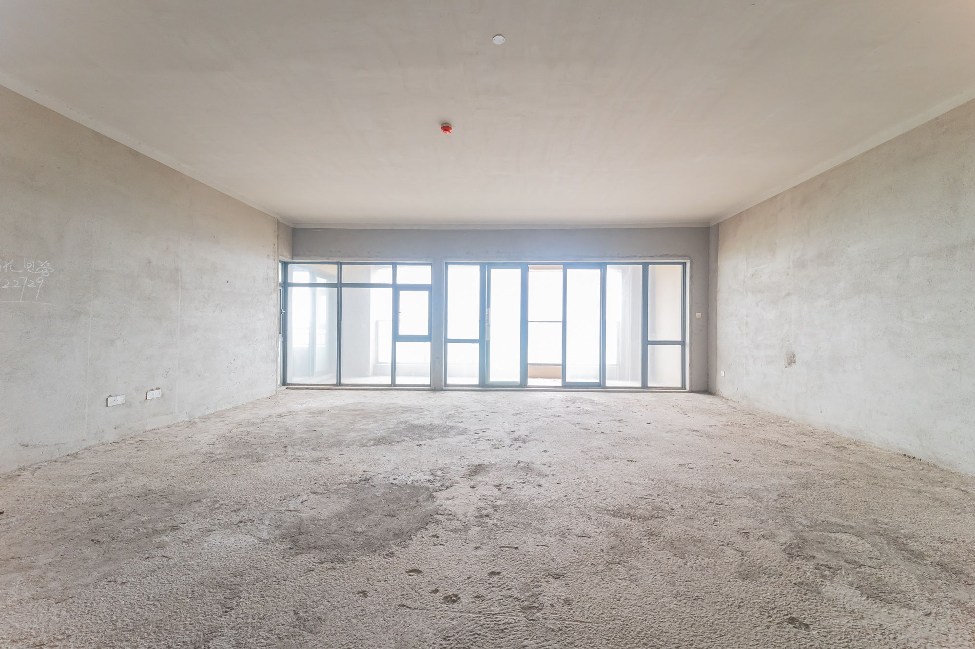 碧桂园威尼斯城  5室2厅4卫    358.0万客厅