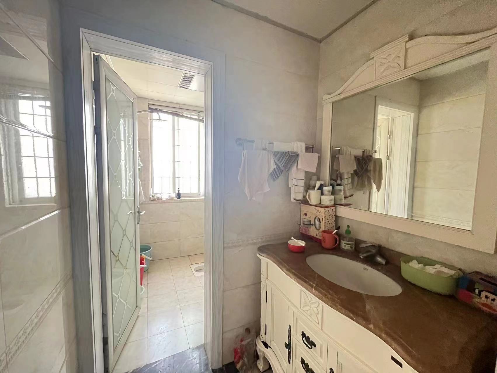 紫竹茗园 8室3厅3卫 165.00万 紫竹茗园 8室3厅3卫 165.00万室内图