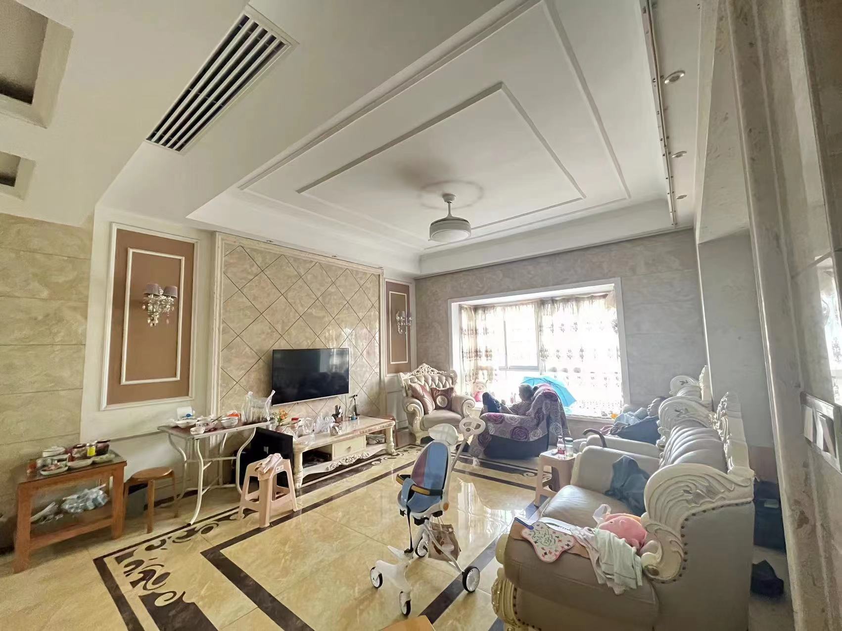 紫竹茗园 8室3厅3卫 165.00万 紫竹茗园 8室3厅3卫 165.00万室内图