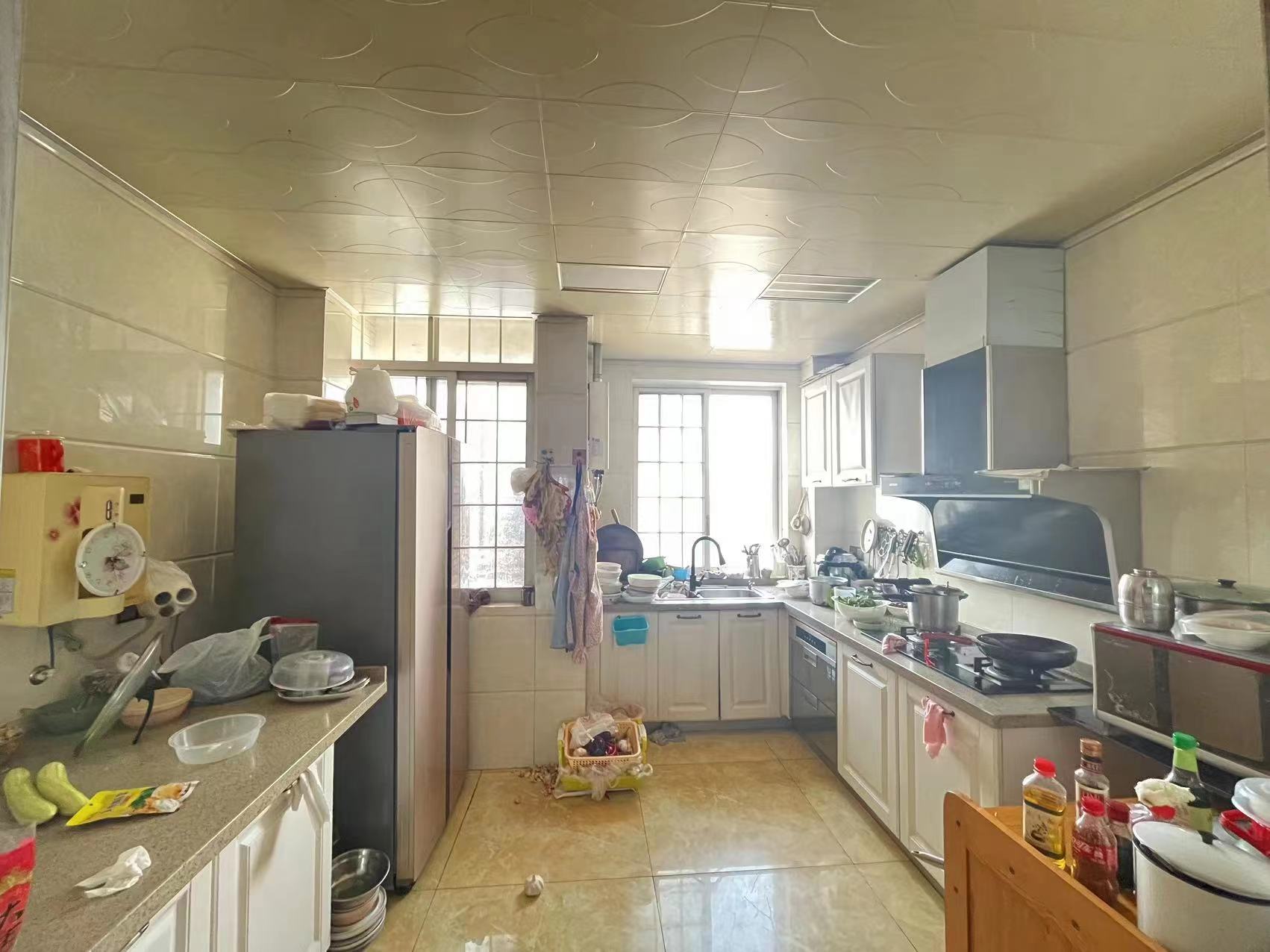 紫竹茗园 8室3厅3卫 165.00万 紫竹茗园 8室3厅3卫 165.00万室内图