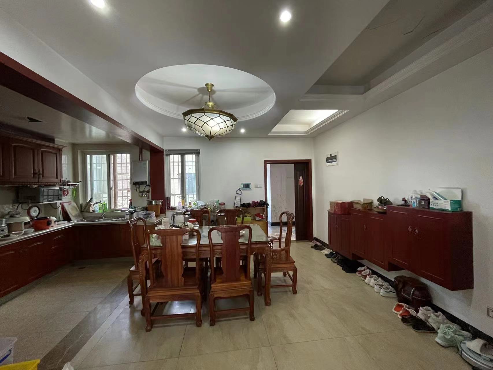 利江花园 4室2厅2卫 115.00万 利江花园 4室2厅2卫 115.00万室内图