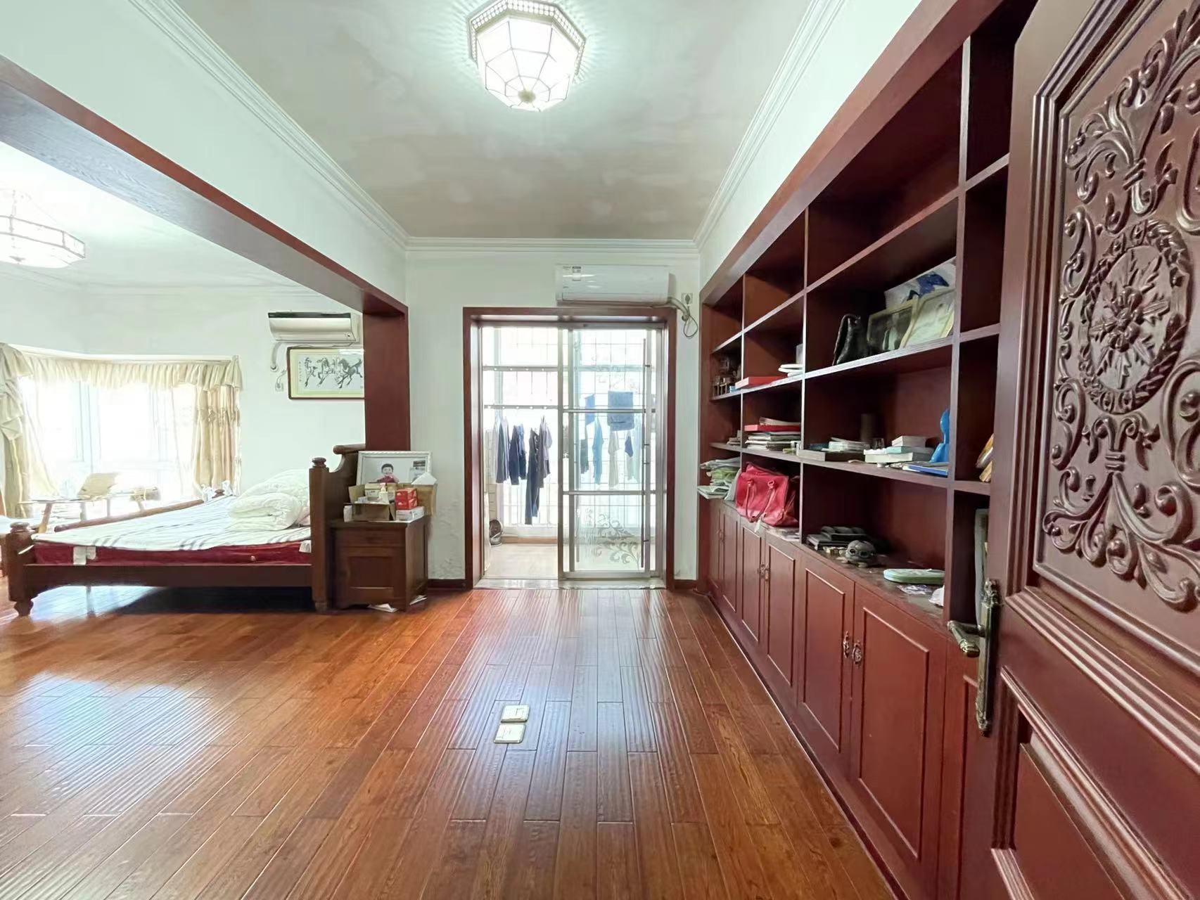 利江花园 4室2厅2卫 115.00万 利江花园 4室2厅2卫 115.00万室内图