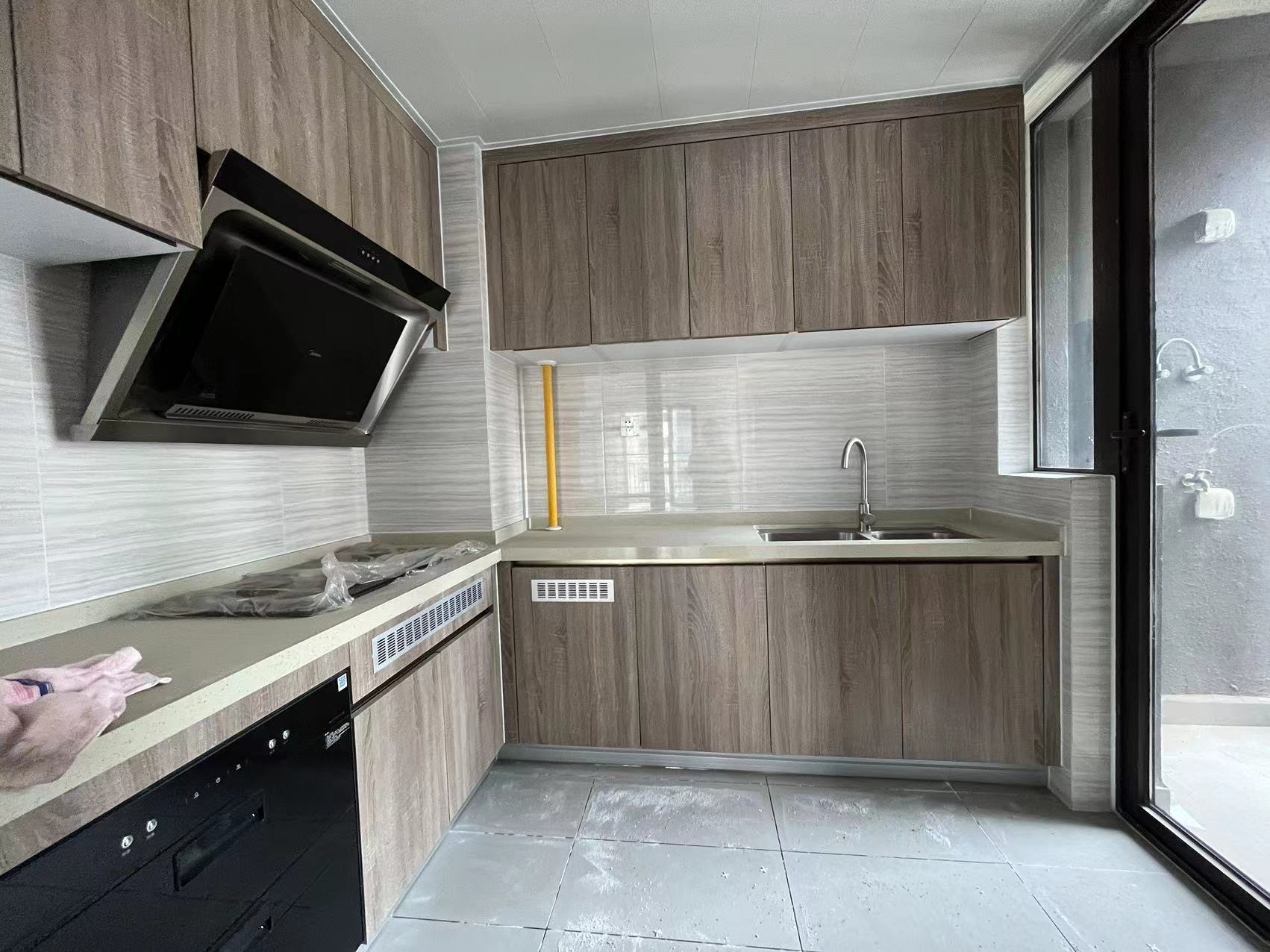 蓝溪谷 3室2厅2卫 75.80万 蓝溪谷 3室2厅2卫 75.80万室内图