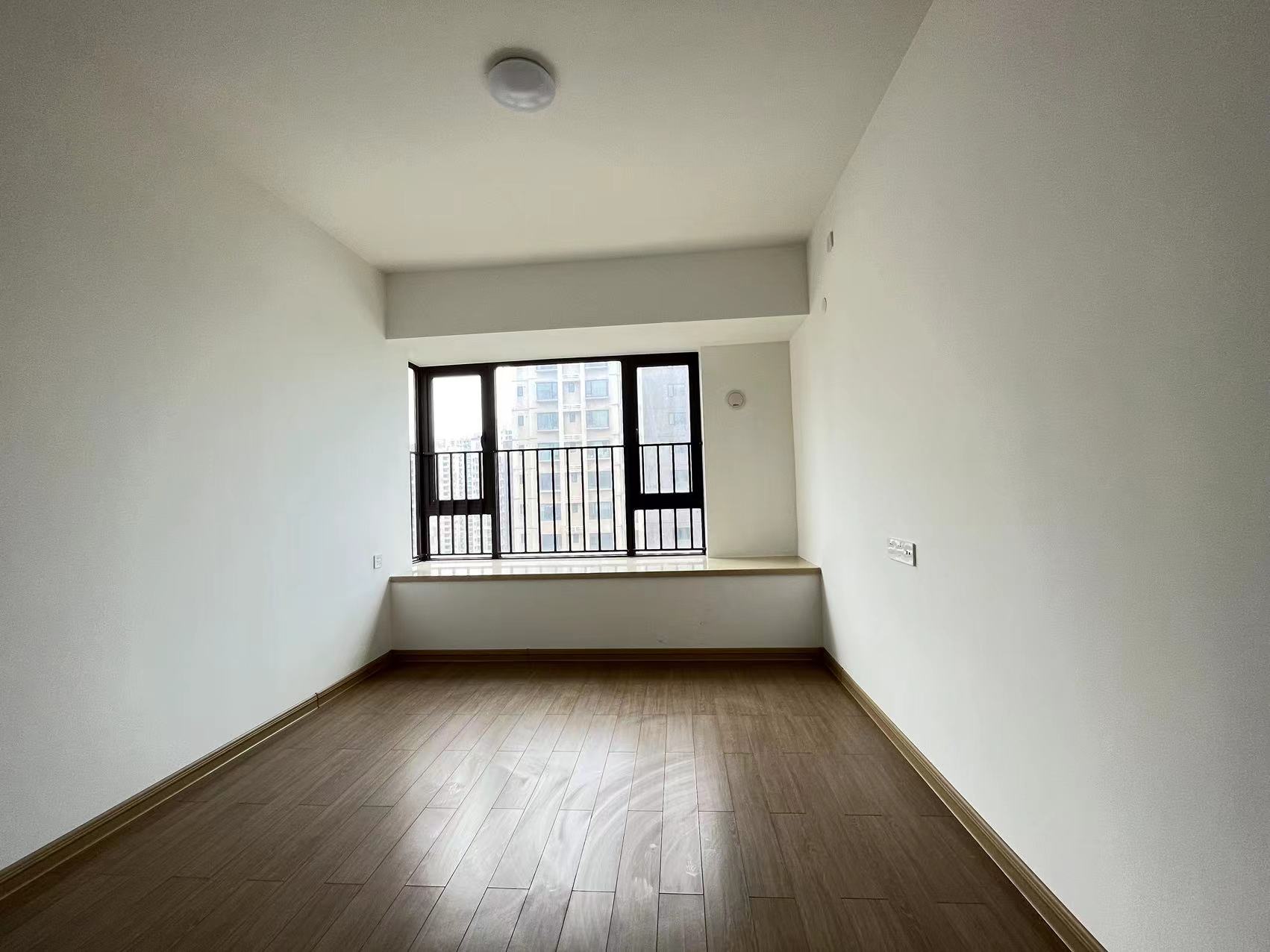 蓝溪谷 3室2厅2卫 75.80万 蓝溪谷 3室2厅2卫 75.80万室内图