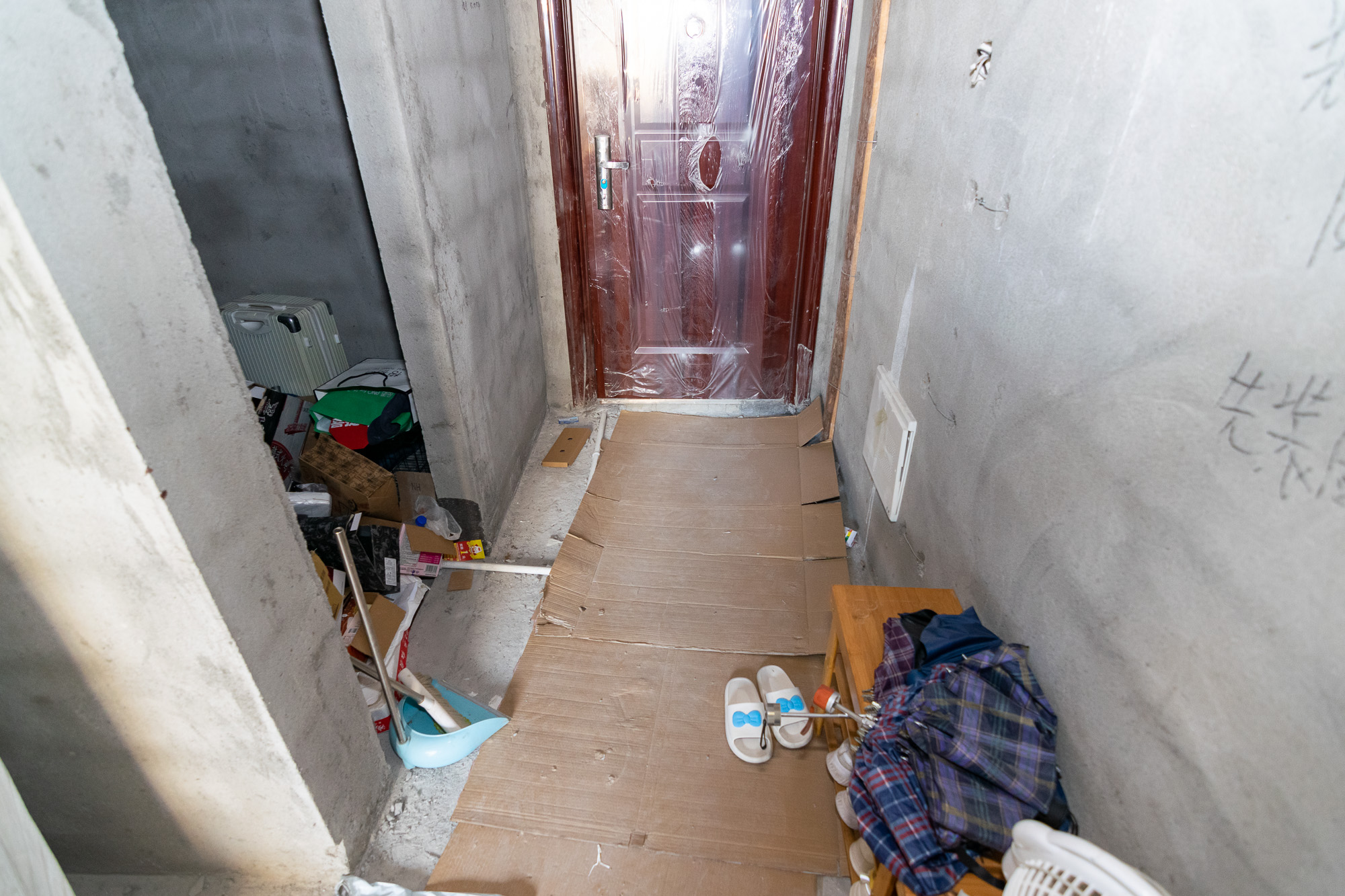 富兴悦府(富兴学府名邸) 2室1厅1卫 30.80万 富兴悦府(富兴学府名邸) 2室1厅1卫 30.80万客厅