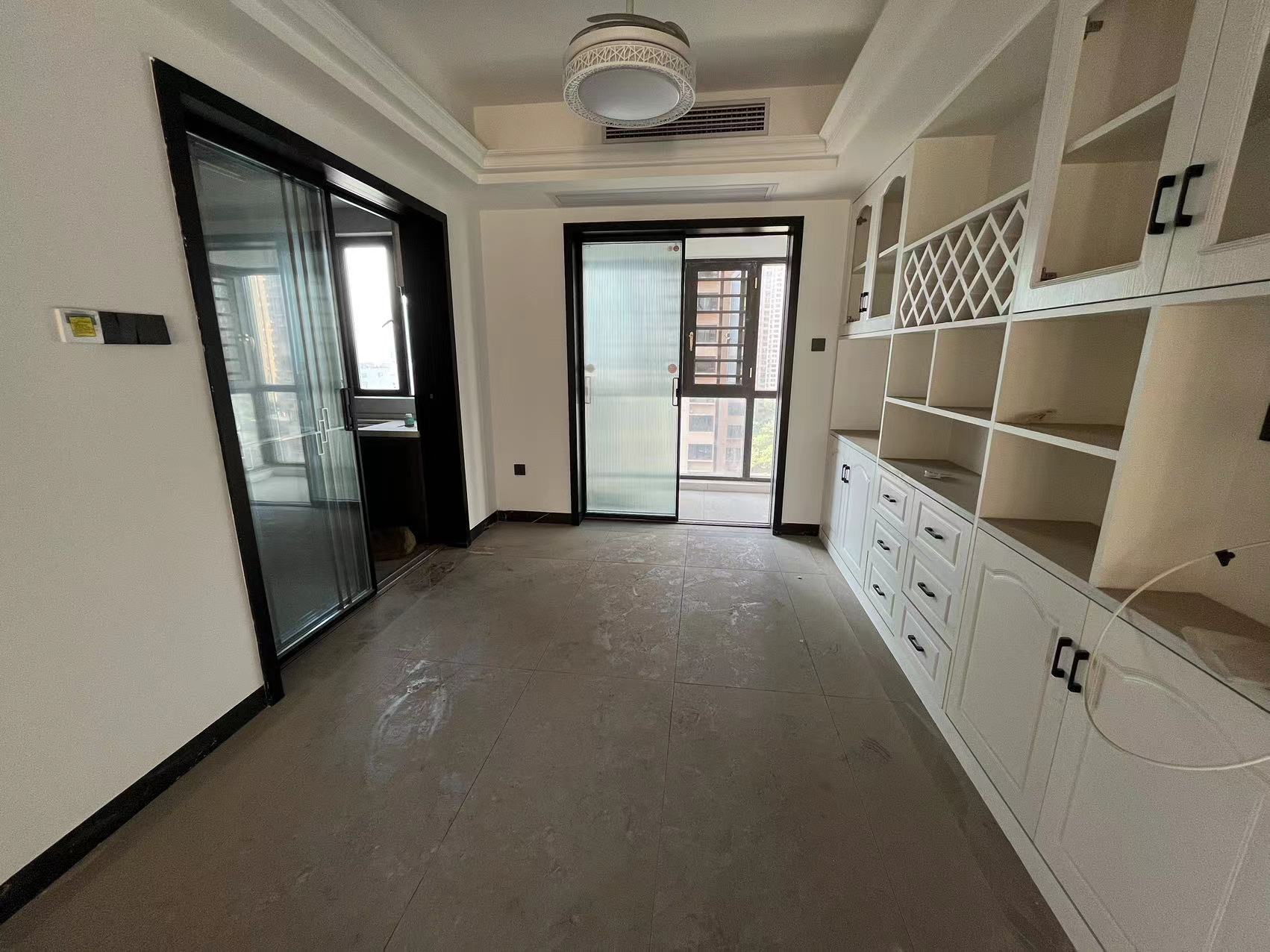 蓝溪谷  3室2厅2卫    100.0万 蓝溪谷  3室2厅2卫    100.0万