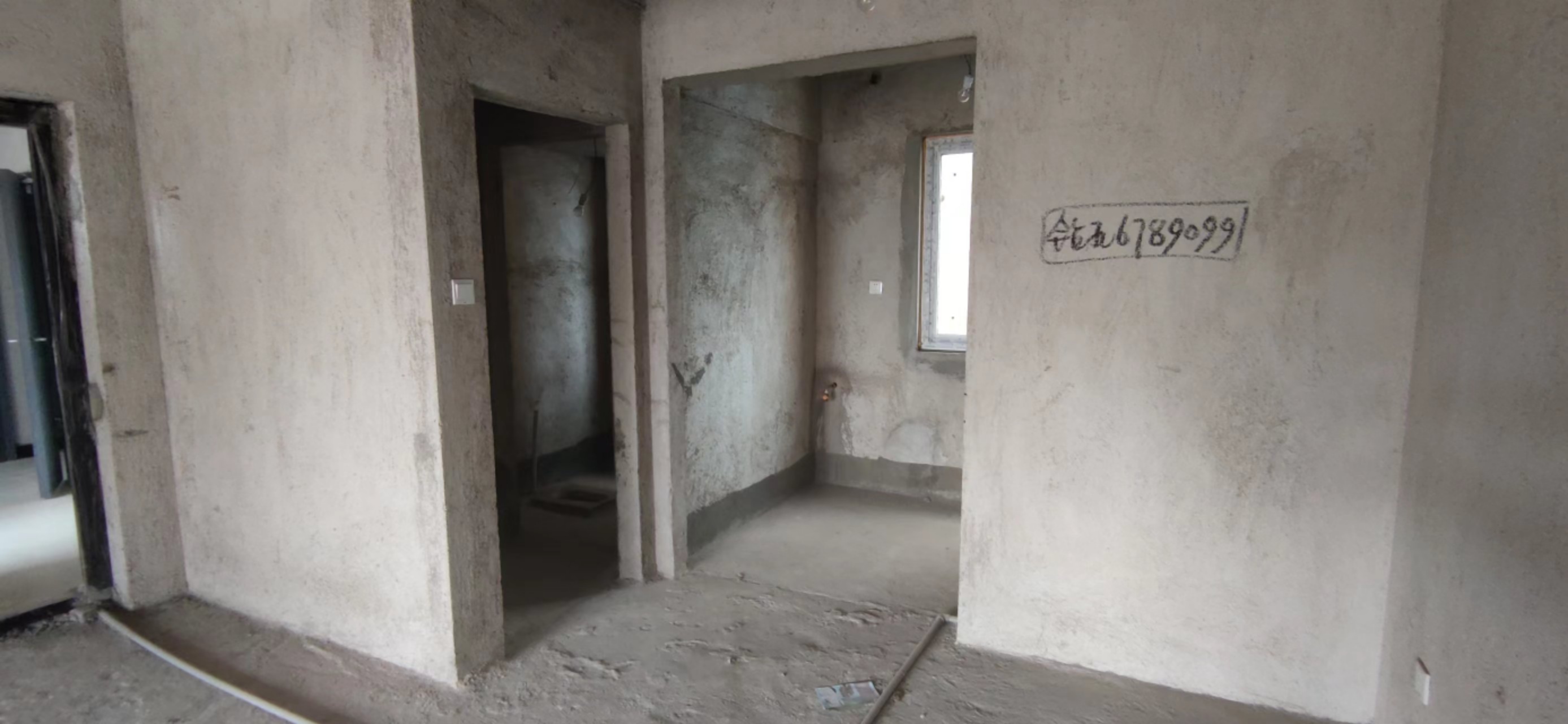 一六九.星城 3室2厅2卫 52.00万 一六九.星城 3室2厅2卫 52.00万客厅