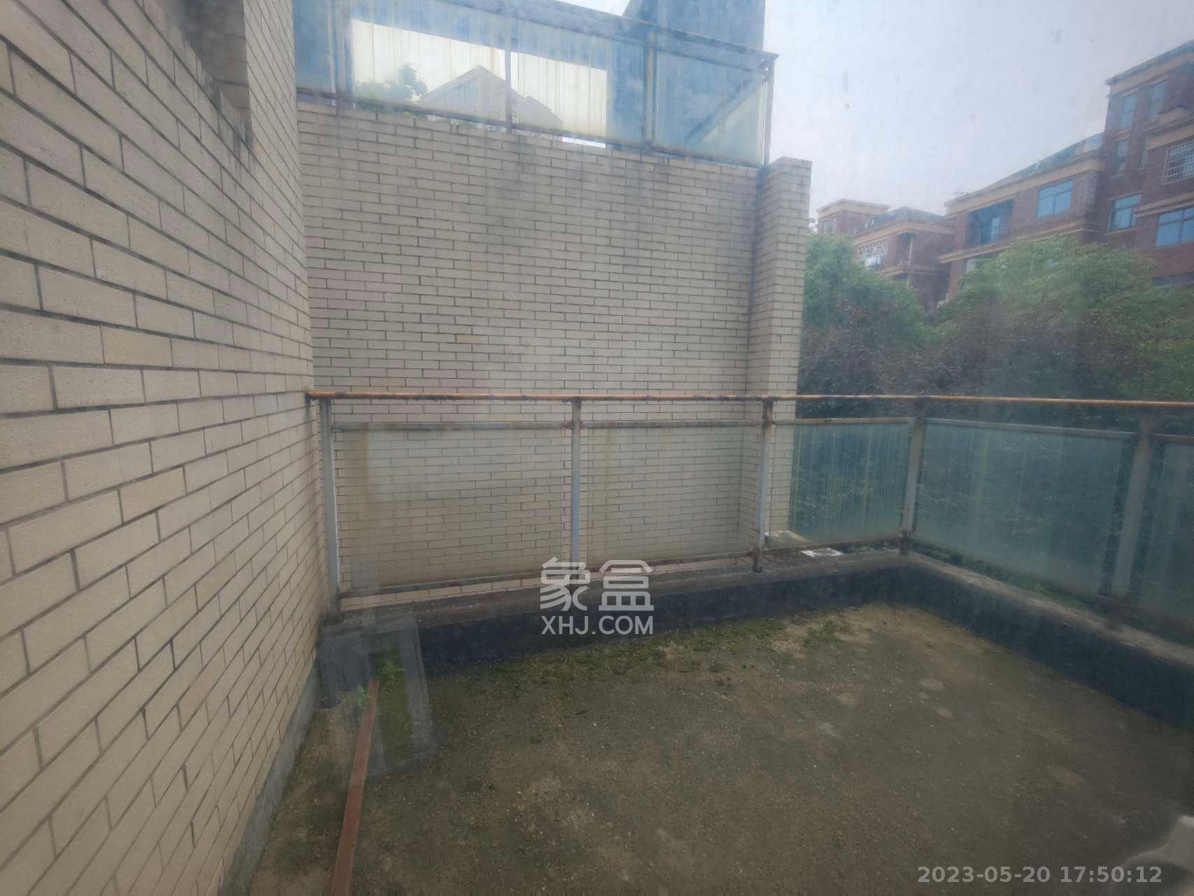 山水湾  5室2厅2卫   4500.00元/月室内图