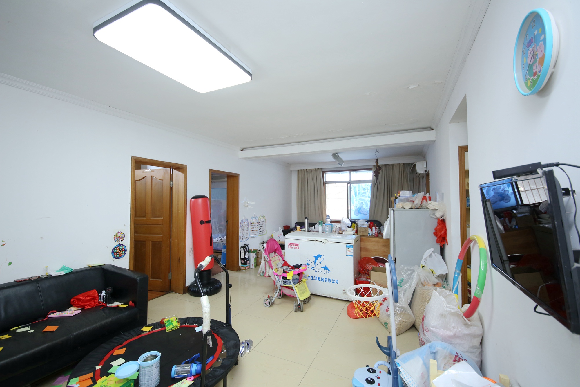 园中园  3室2厅1卫   85.00万客厅