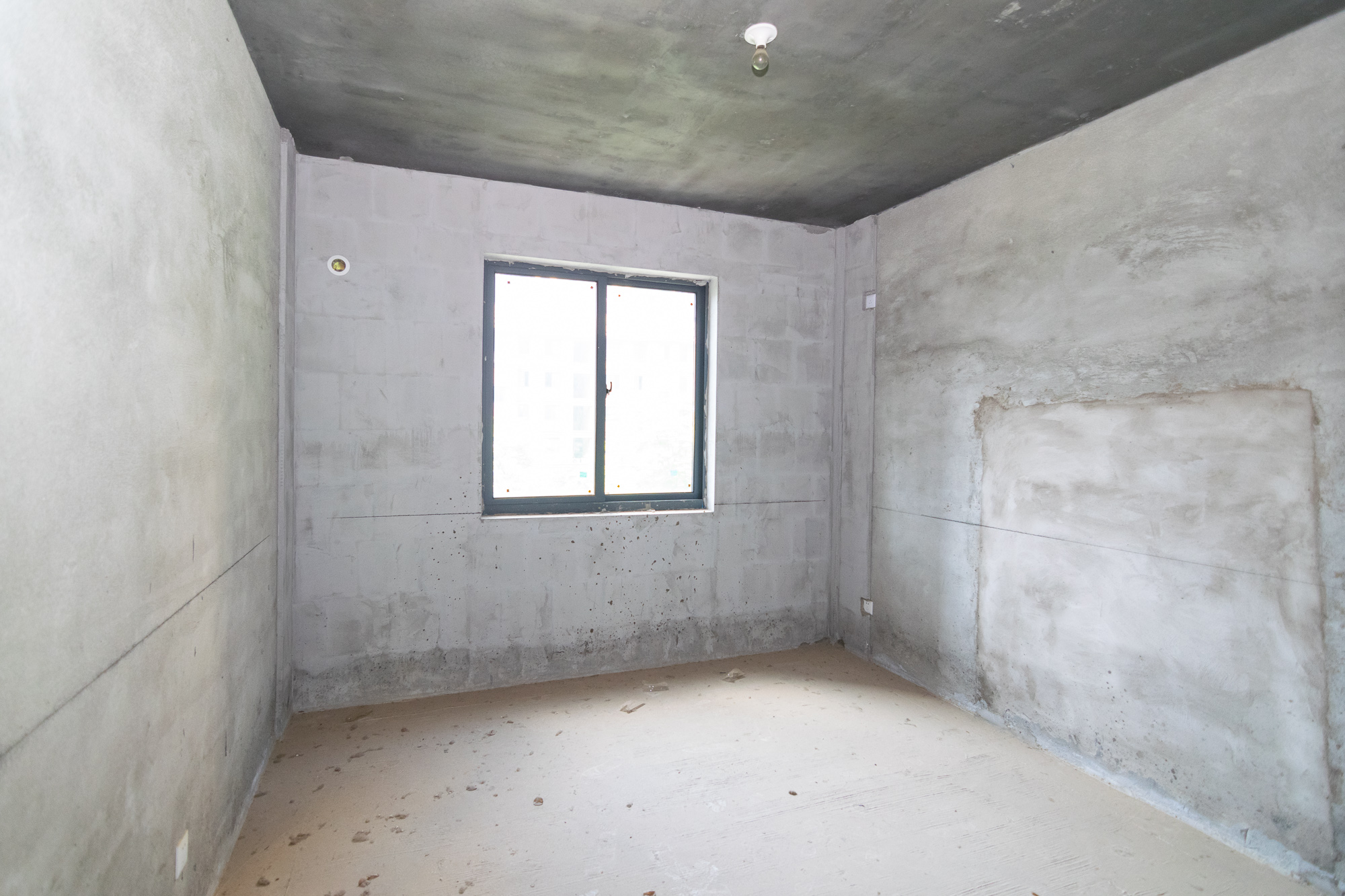 澳海澜庭 5室2厅2卫 125.00万 澳海澜庭 5室2厅2卫 125.00万卧室