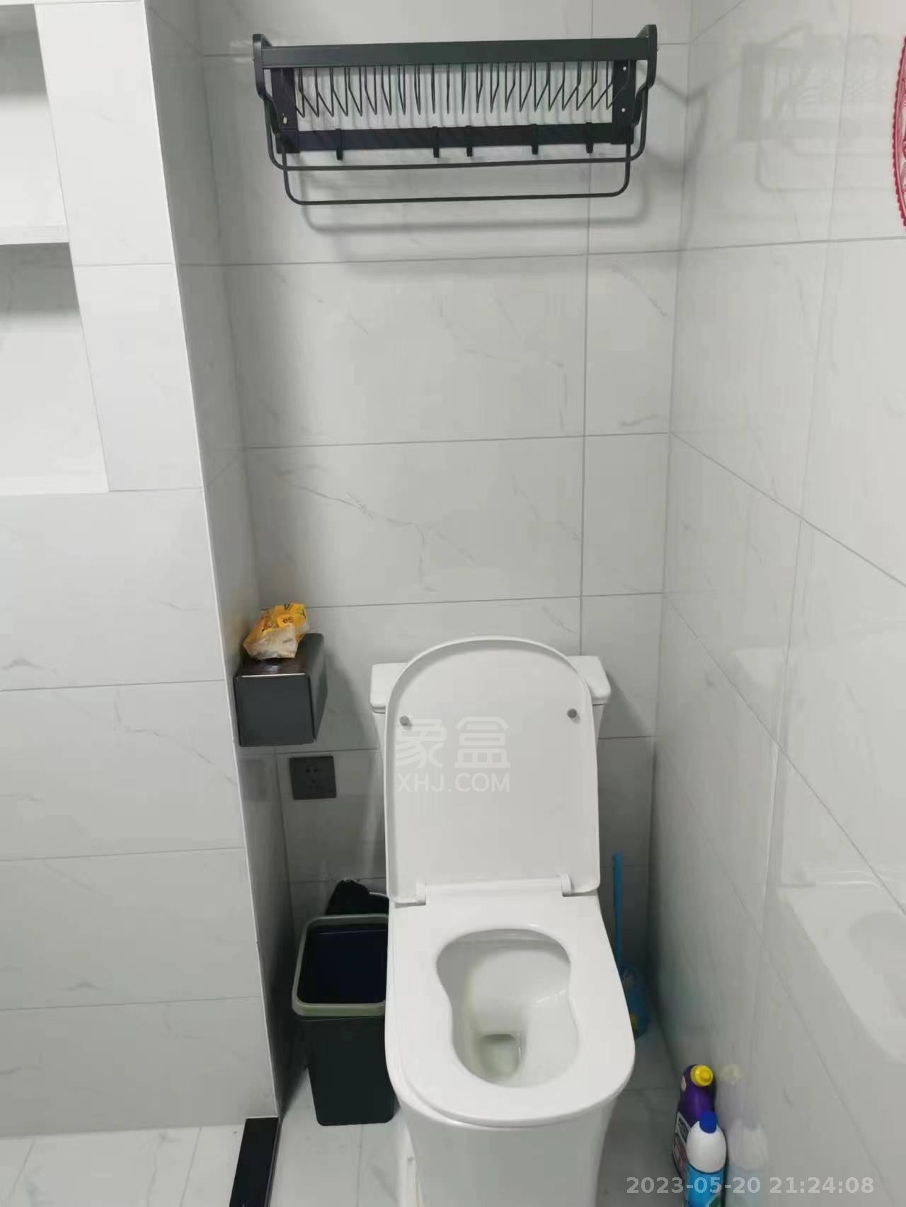 中泰财富湘江  1室1厅1卫   1800.00元/月室内图