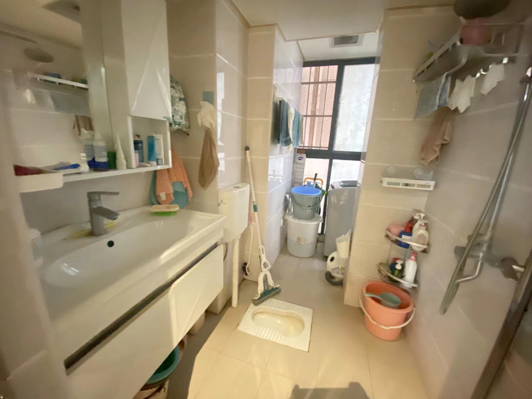 御景龙湾 0室0厅0卫 65.00万 御景龙湾 0室0厅0卫 65.00万室内图