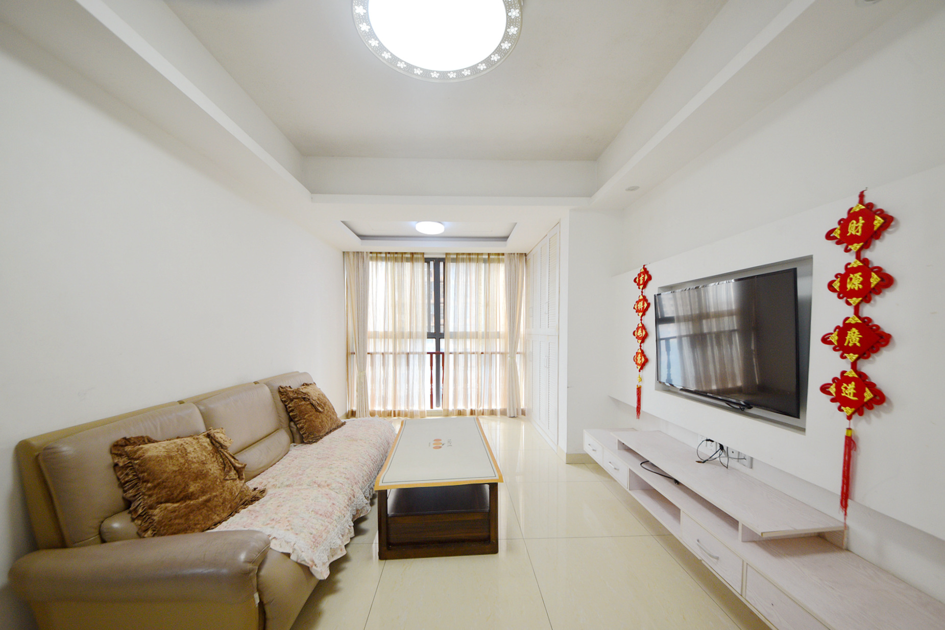 万博汇  2室2厅1卫   165.00万客厅