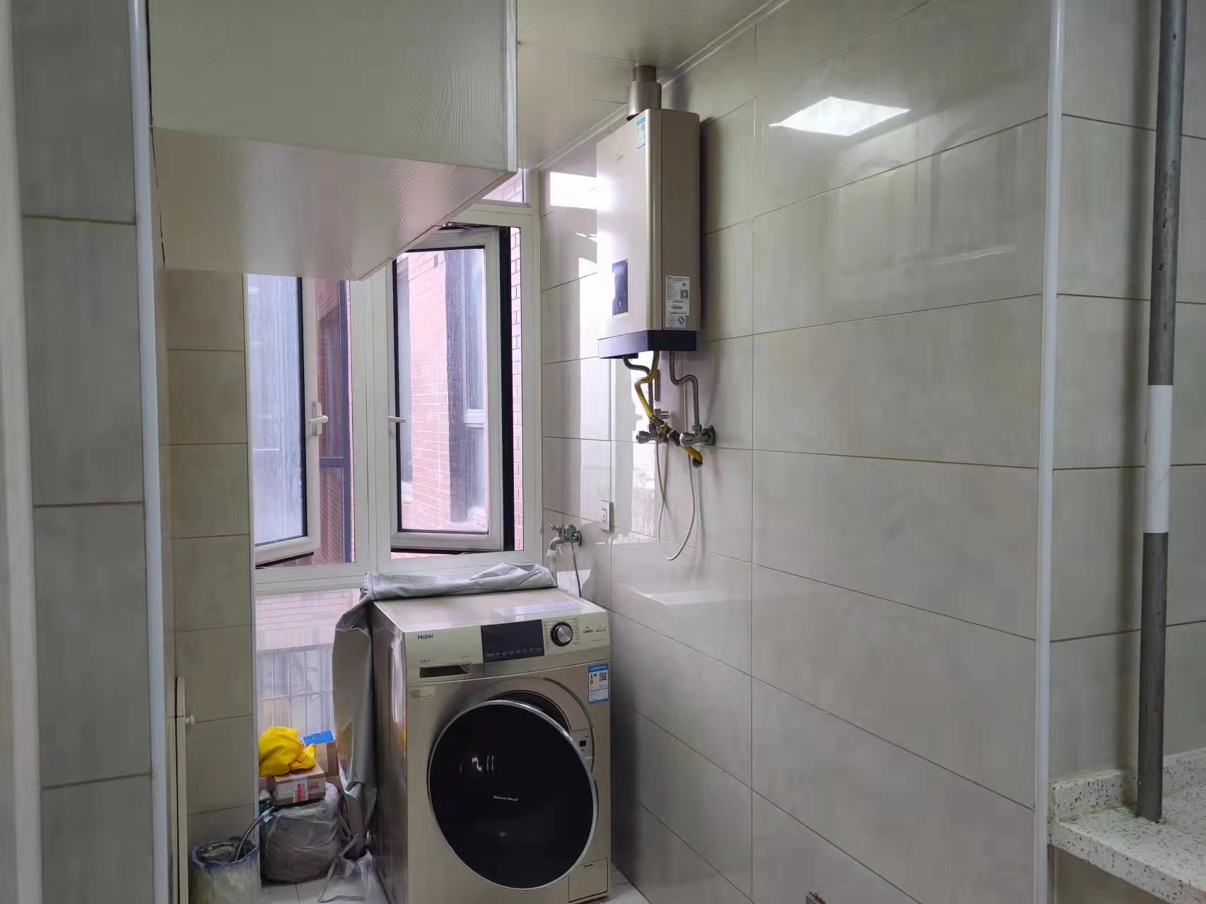 湘电友谊一号 2室1厅1卫 55.0万 湘电友谊一号 2室1厅1卫 55.0万客厅