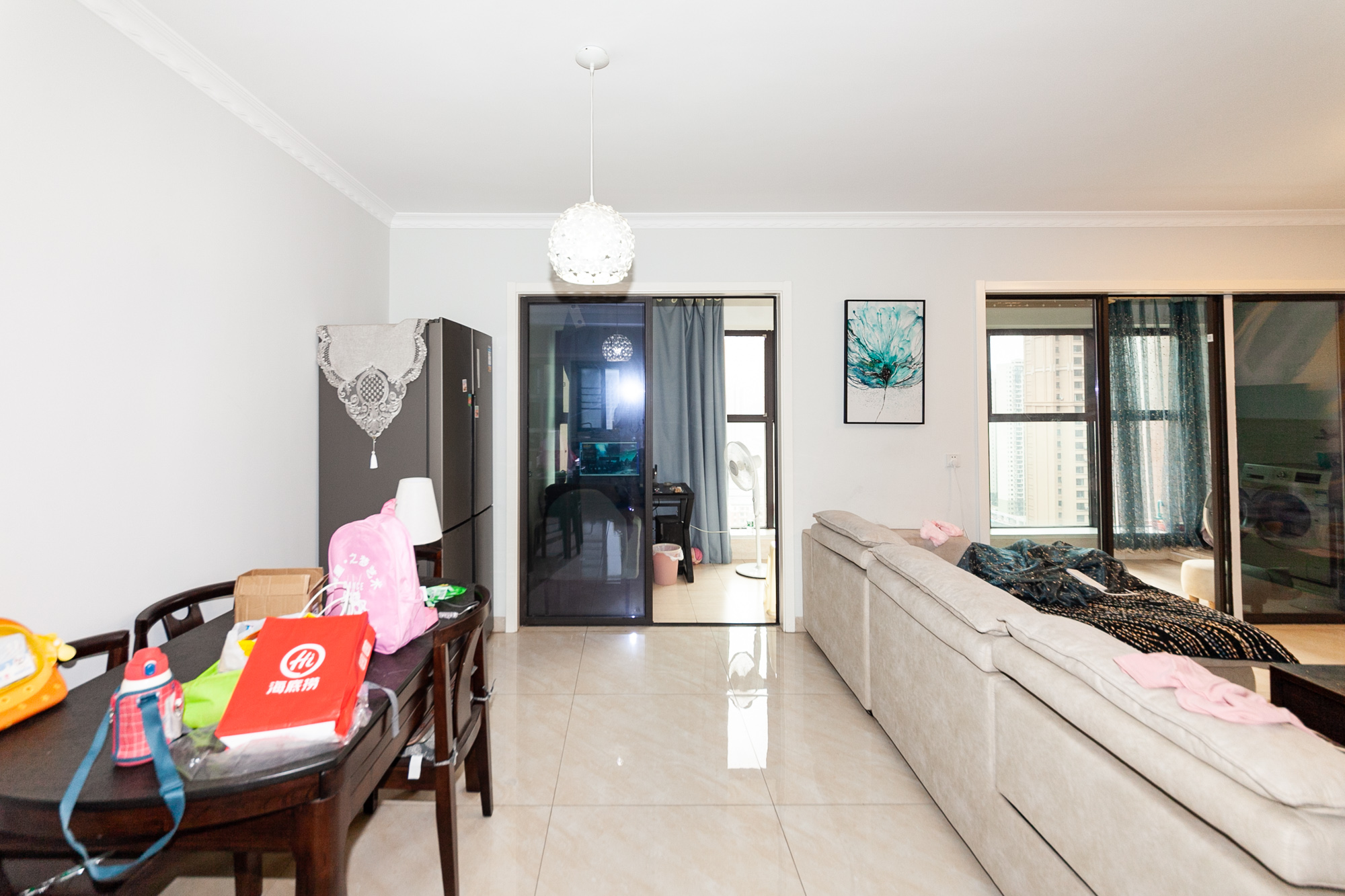 润和又一城 4室2厅2卫 98.0万 润和又一城 4室2厅2卫 98.0万客厅