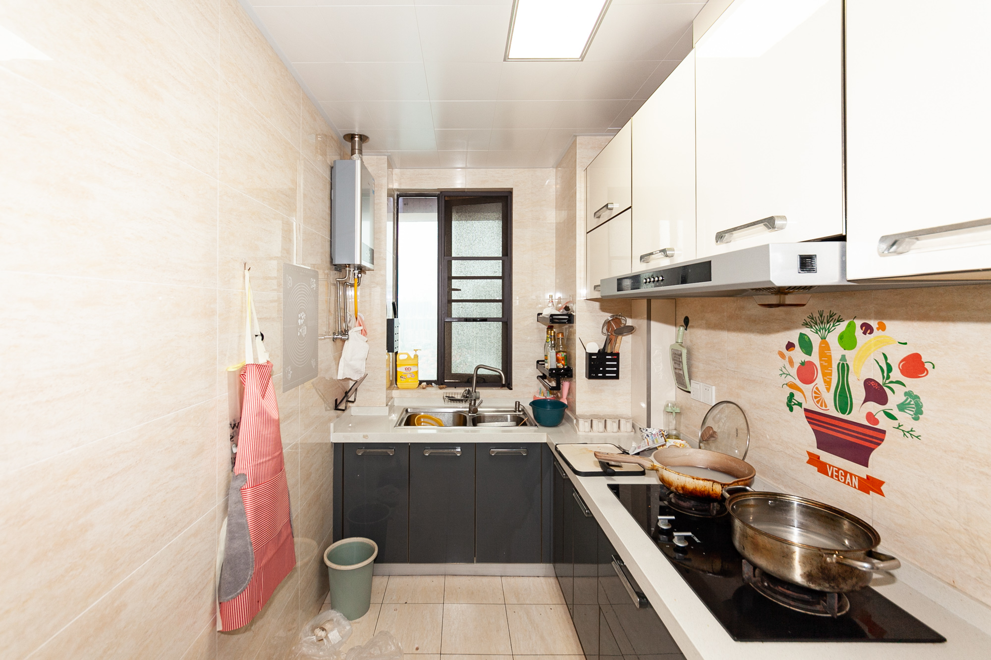 润和又一城 4室2厅2卫 98.0万 润和又一城 4室2厅2卫 98.0万厨房