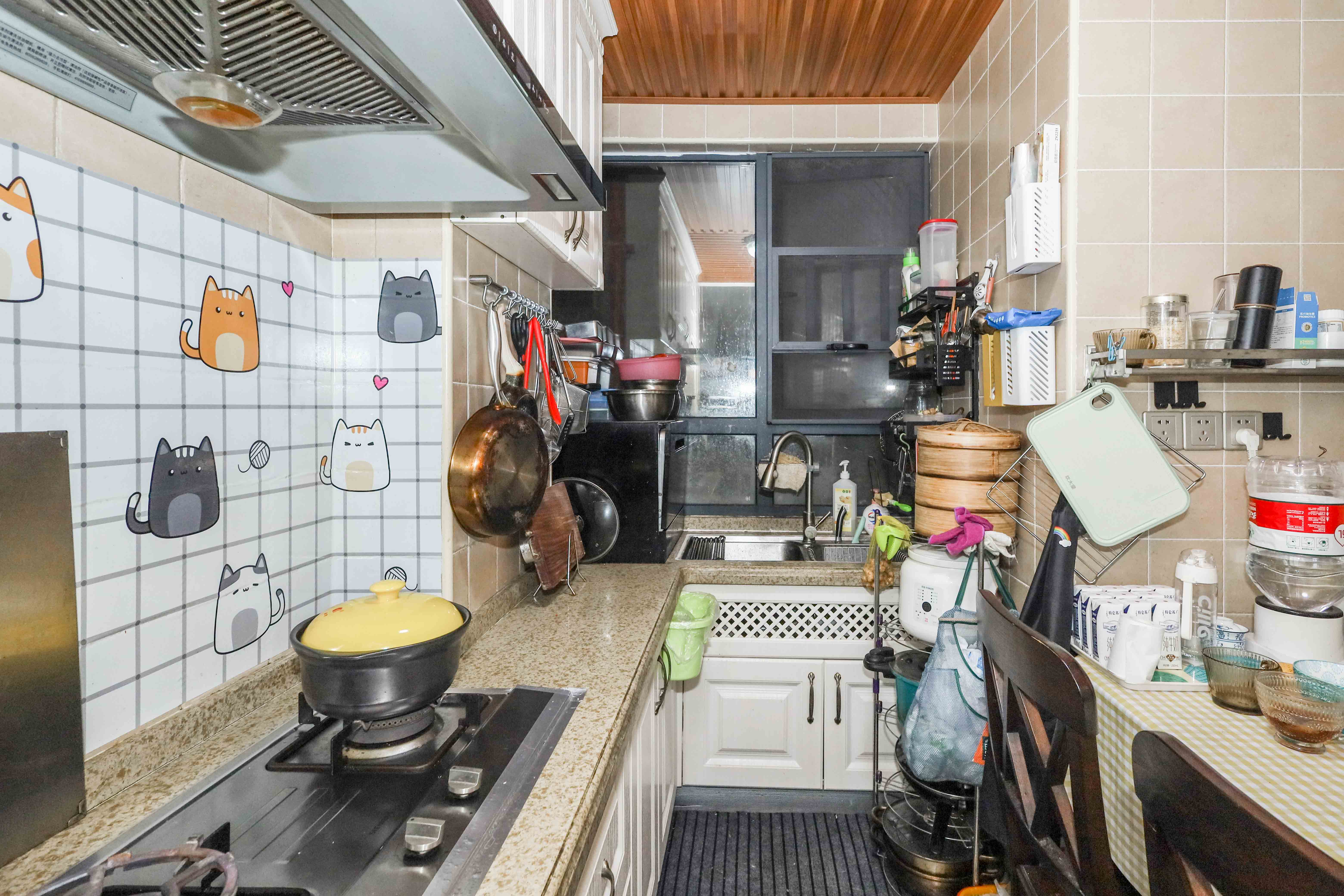 中国铁建梅溪青秀一期  2室2厅1卫    125.0万厨房