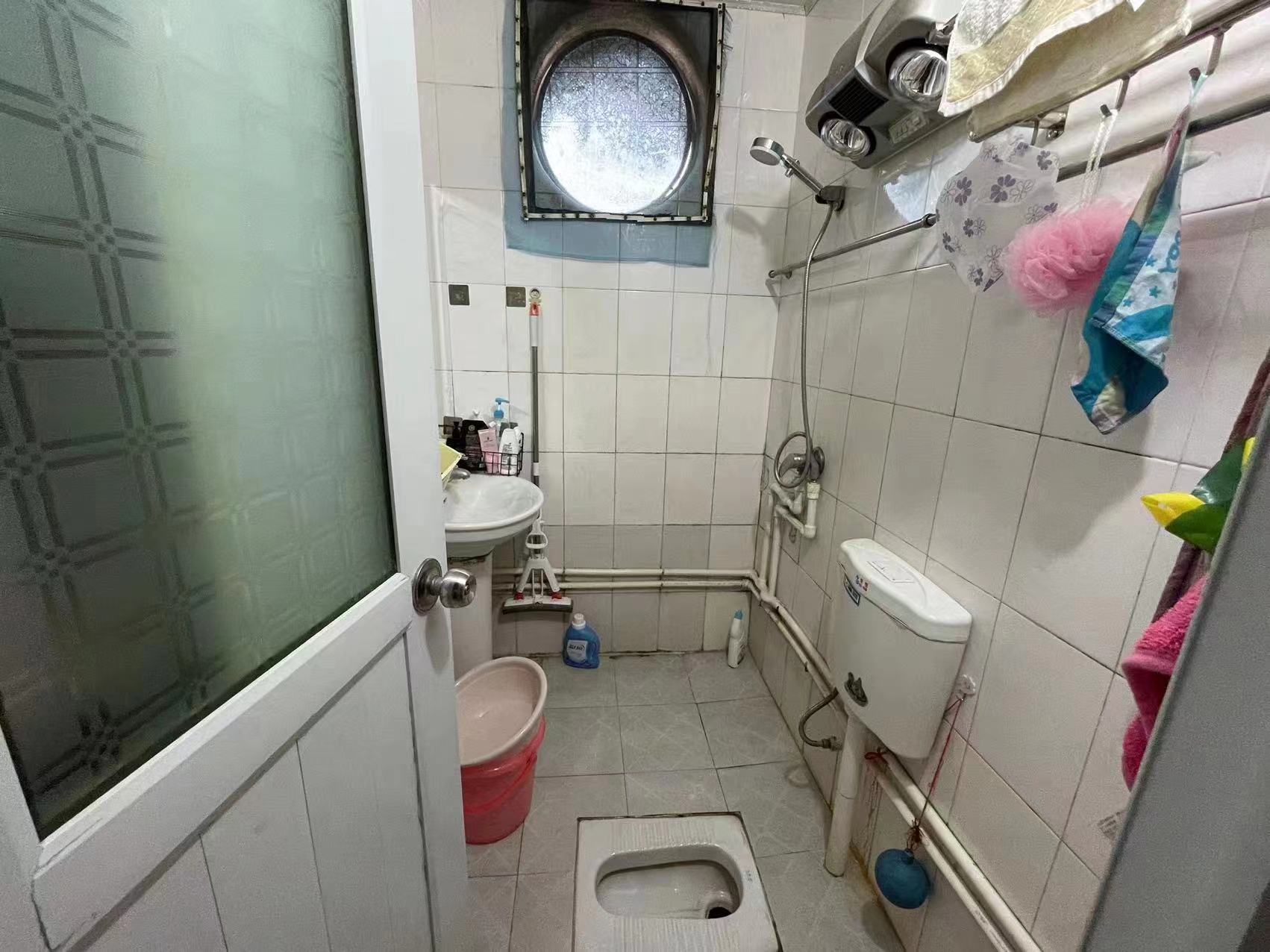 国土局宿舍 2室1厅1卫 40.00万 国土局宿舍 2室1厅1卫 40.00万室内图